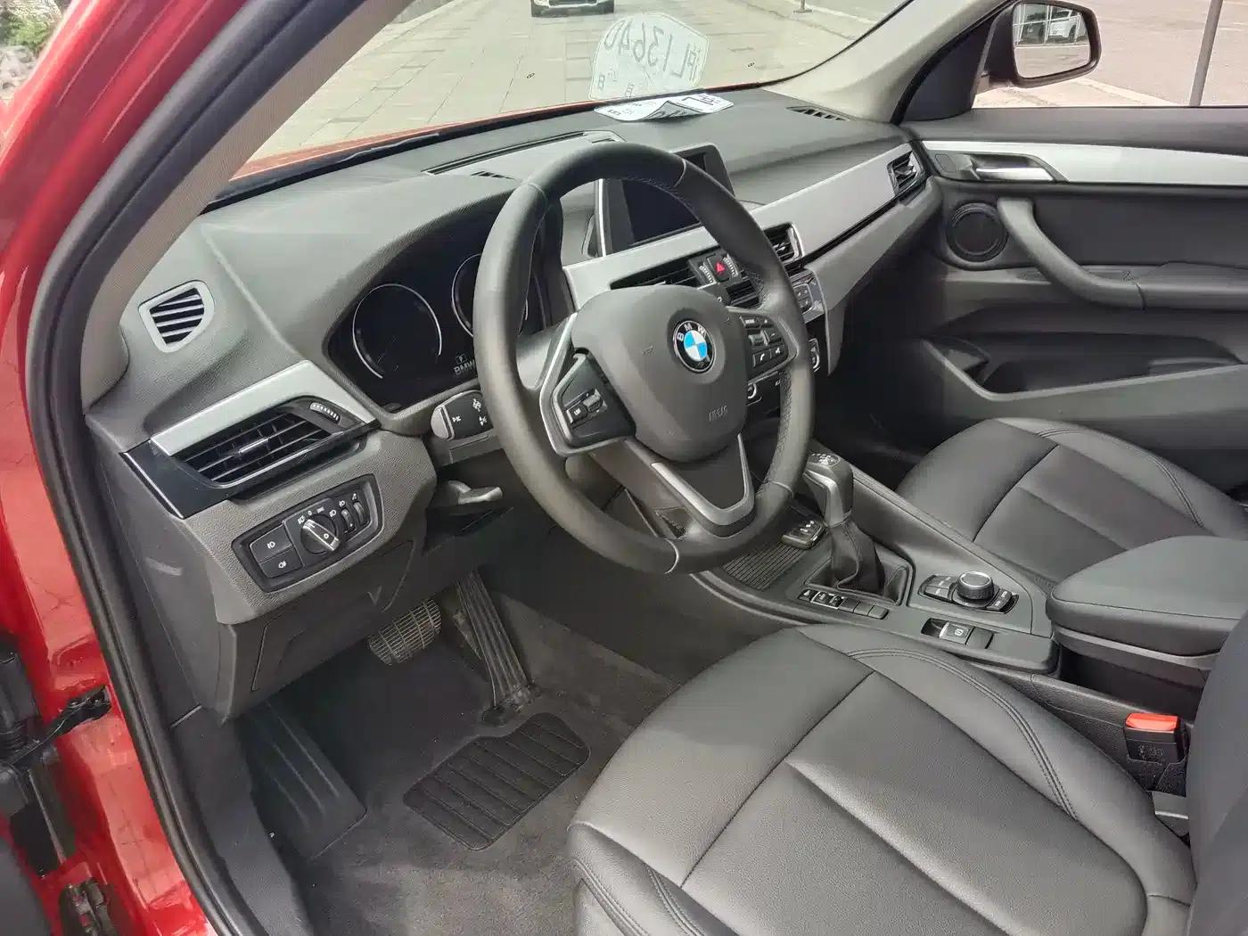 BMW X1 2019 sDrive18Li Fashion Edition — миниатюра 12