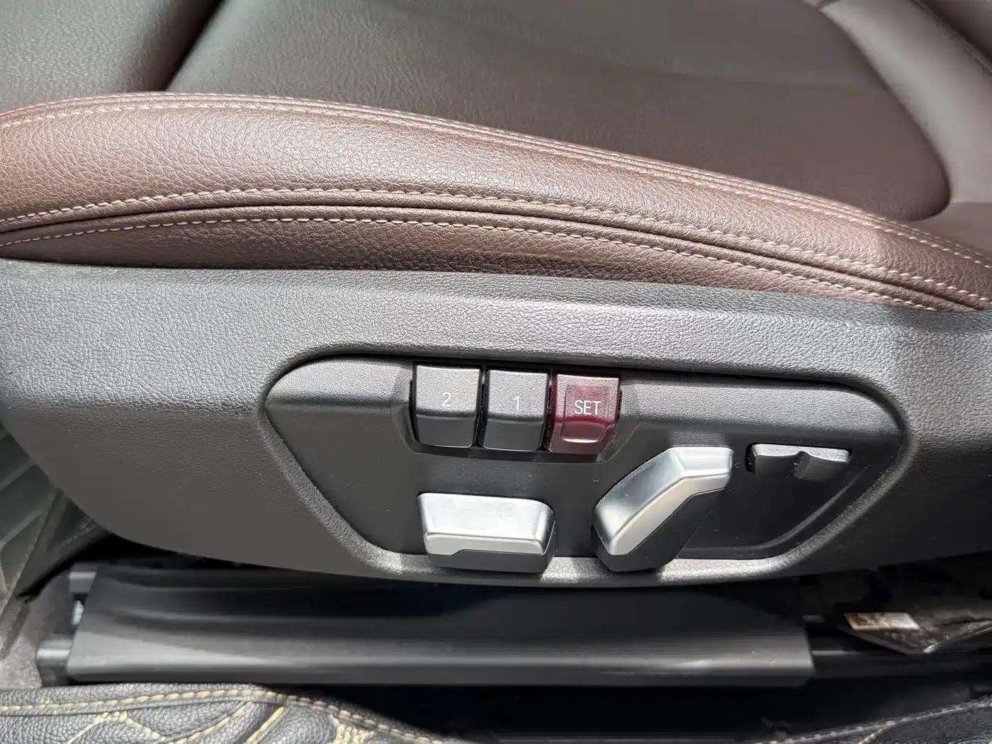 BMW X1 2021 sDrive20Li Fashion Edition — миниатюра 14