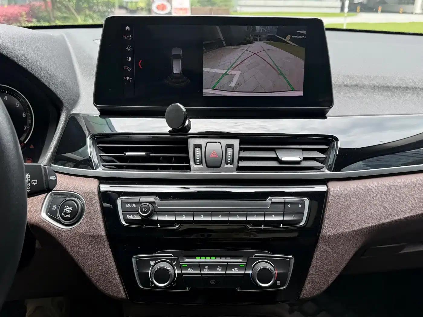 BMW X1 2021 sDrive20Li Fashion Edition — миниатюра 16