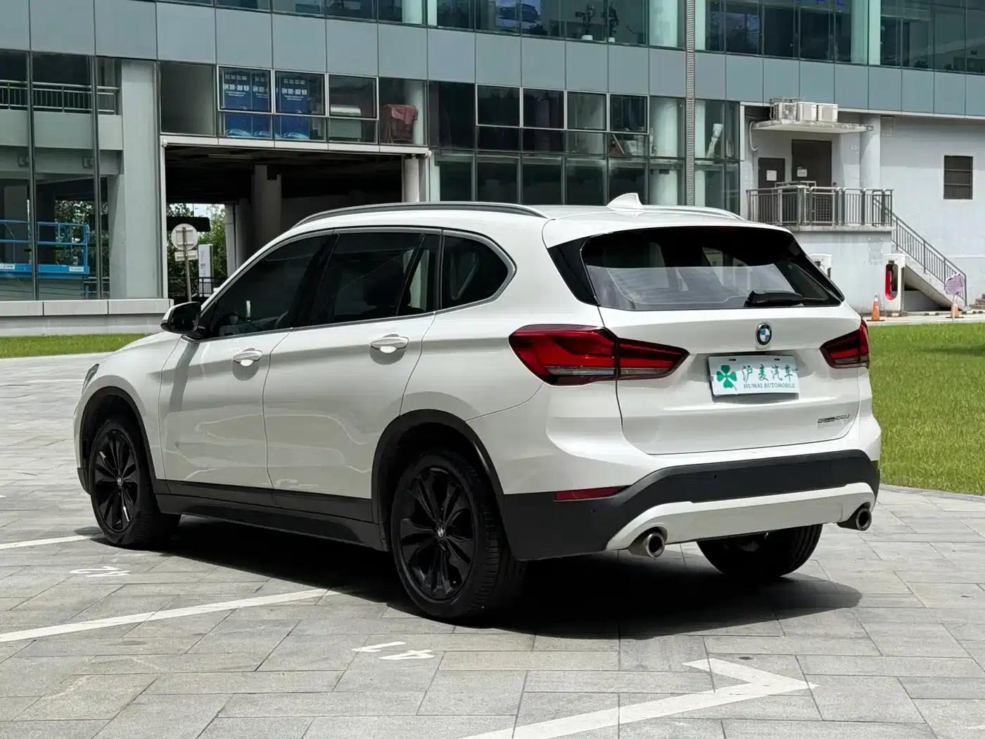 BMW X1 2021 sDrive20Li Fashion Edition — миниатюра 18