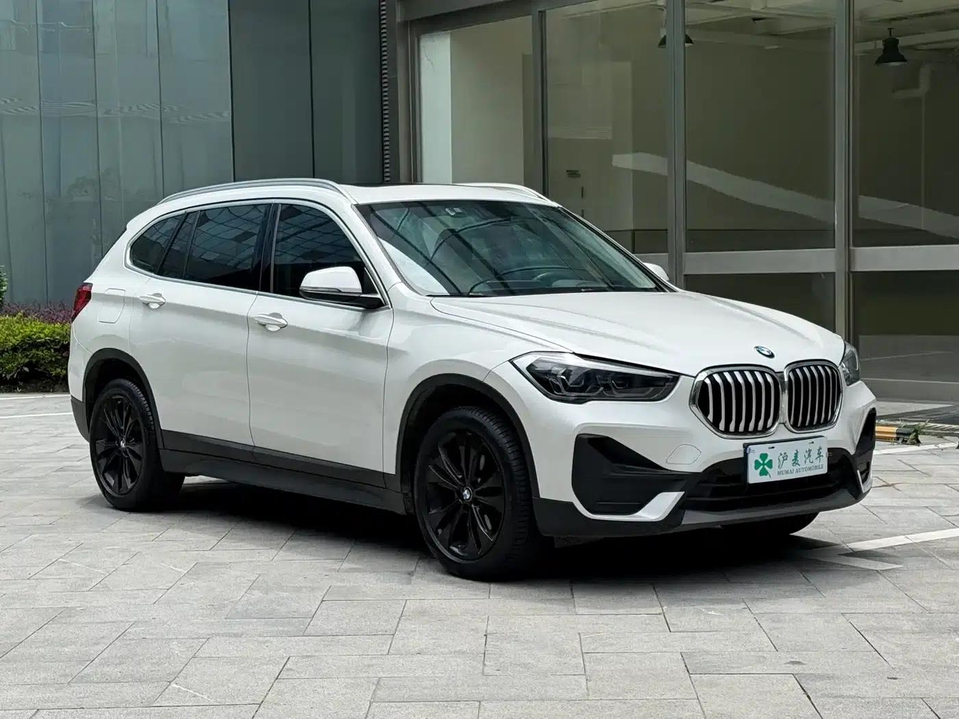 BMW X1 2021 sDrive20Li Fashion Edition — миниатюра 3