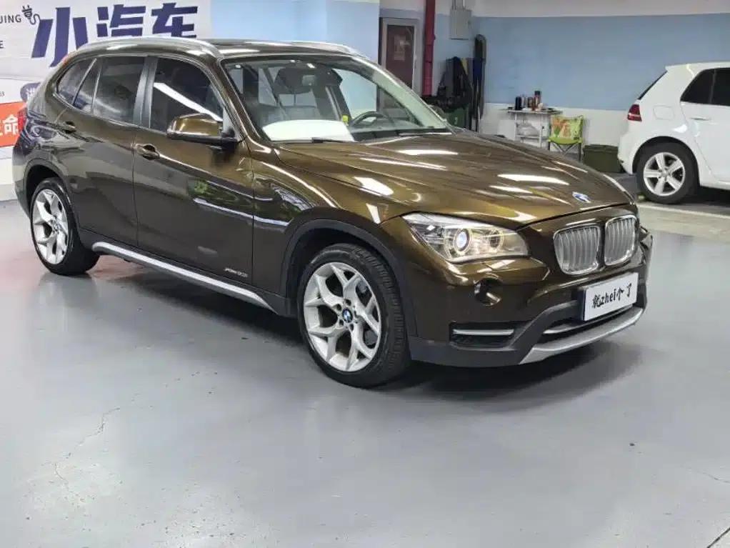 BMW X1 2013 xDrive20i X Design Package — миниатюра 2