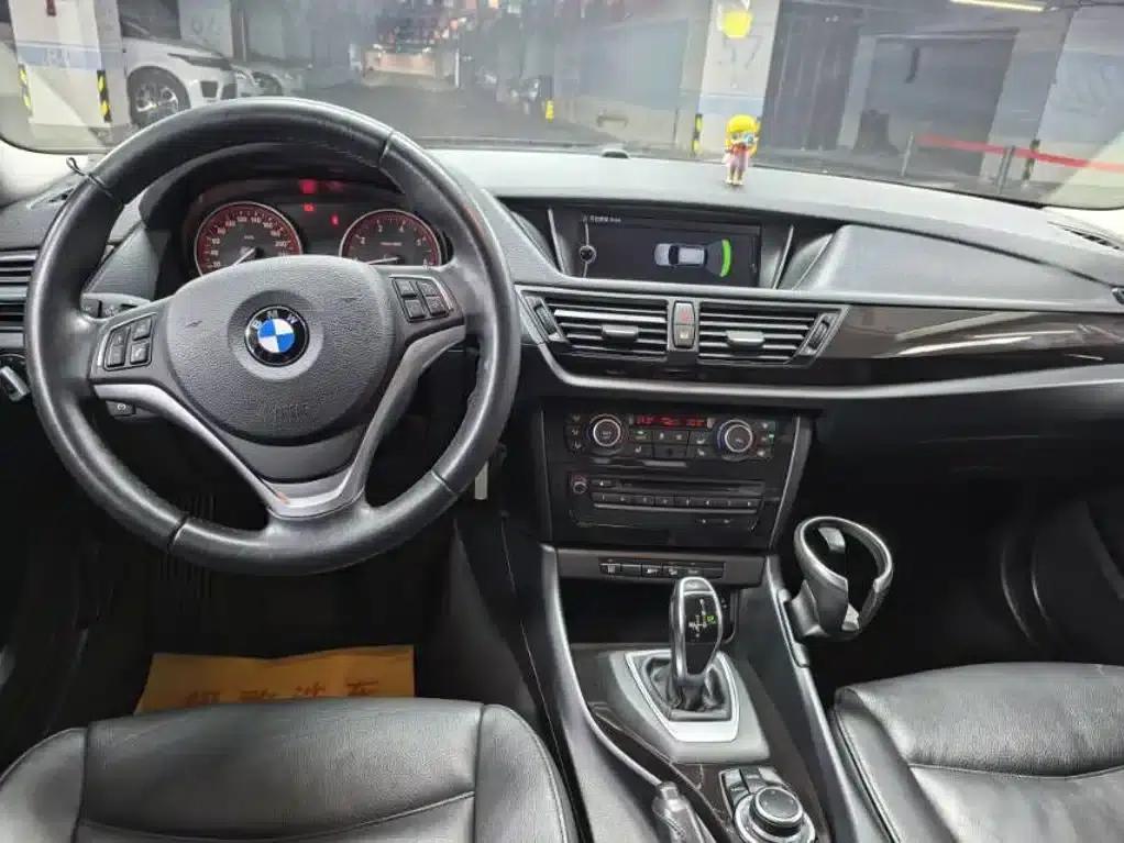 BMW X1 2013 xDrive20i X Design Package — миниатюра 7