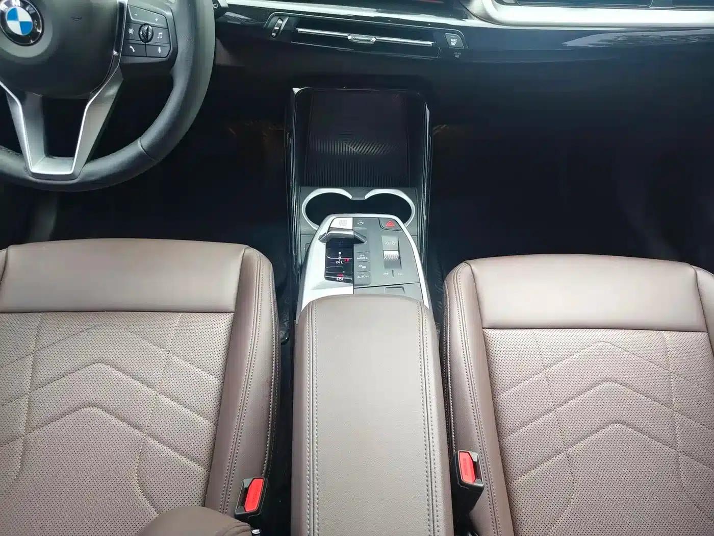 2023 BMW X1 sDrive20Li X Design Package — миниатюра 14