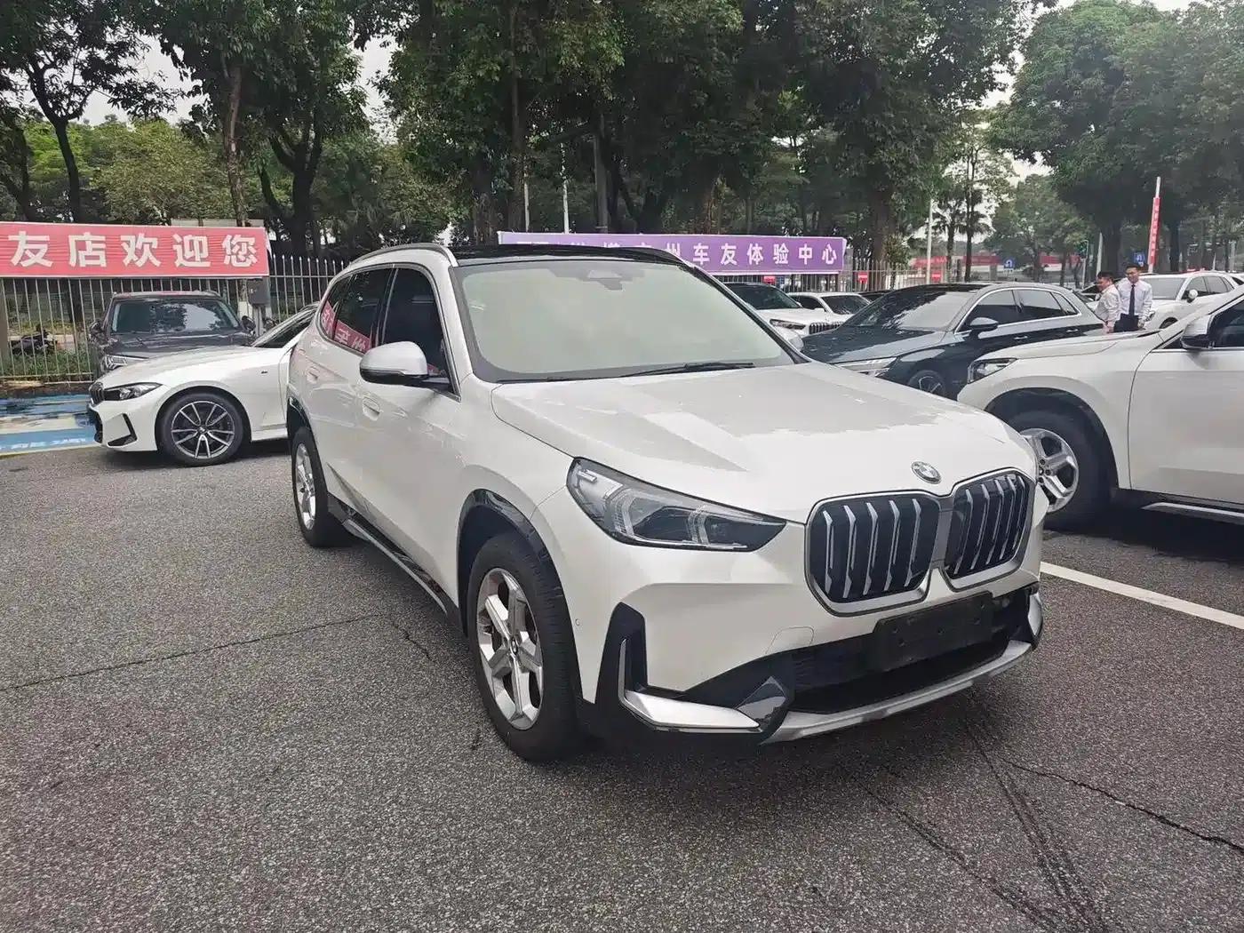 2023 BMW X1 sDrive20Li X Design Package — миниатюра 3