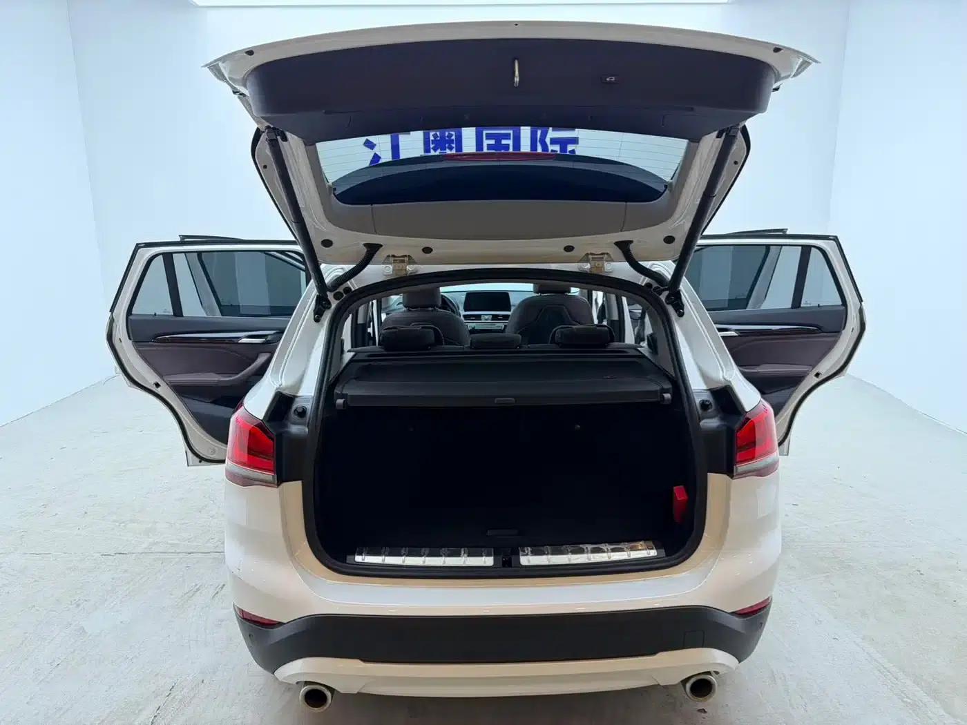 BMW X1 2021 sDrive20Li Fashion Edition — миниатюра 21
