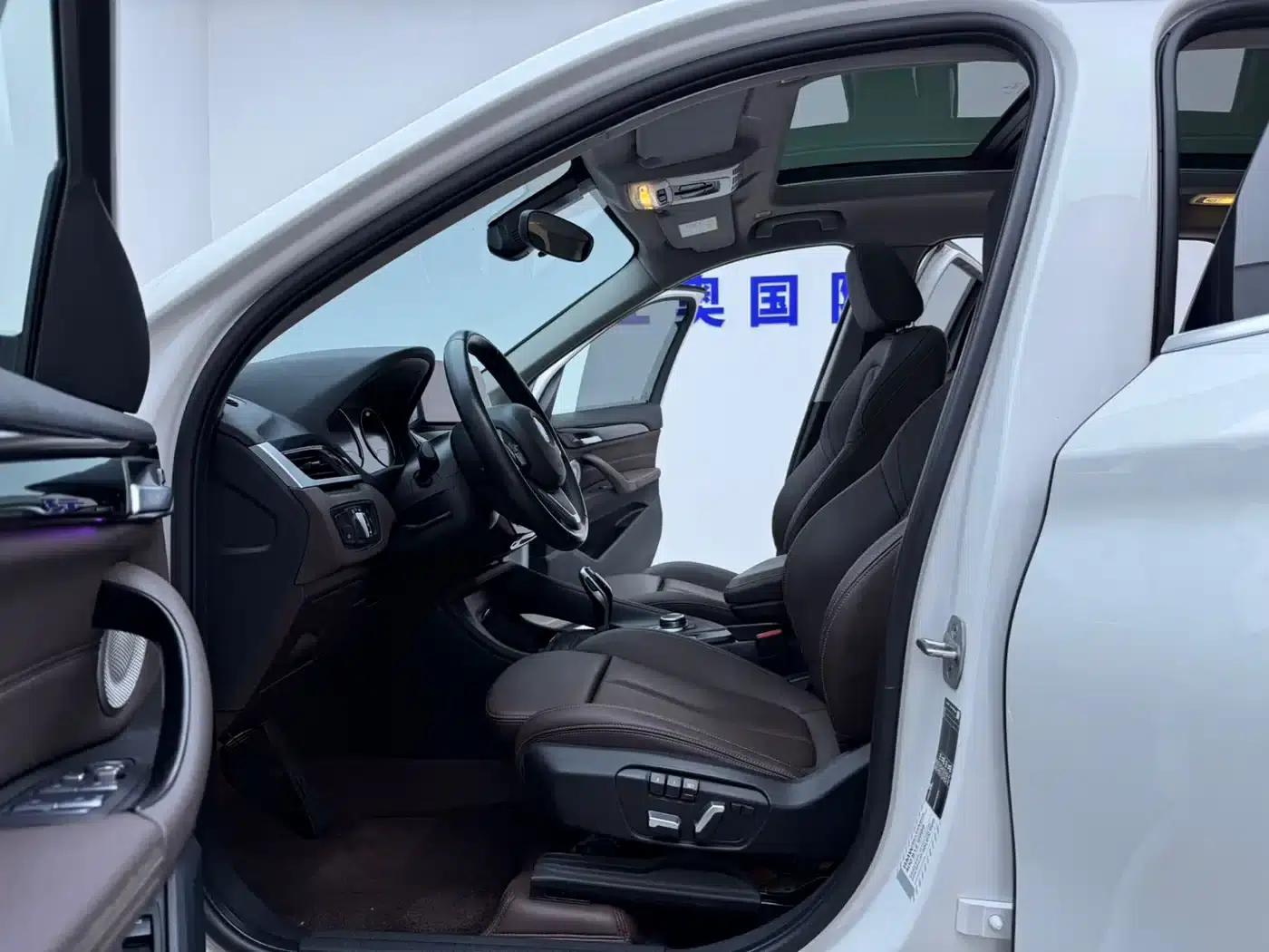 BMW X1 2021 sDrive20Li Fashion Edition — миниатюра 5
