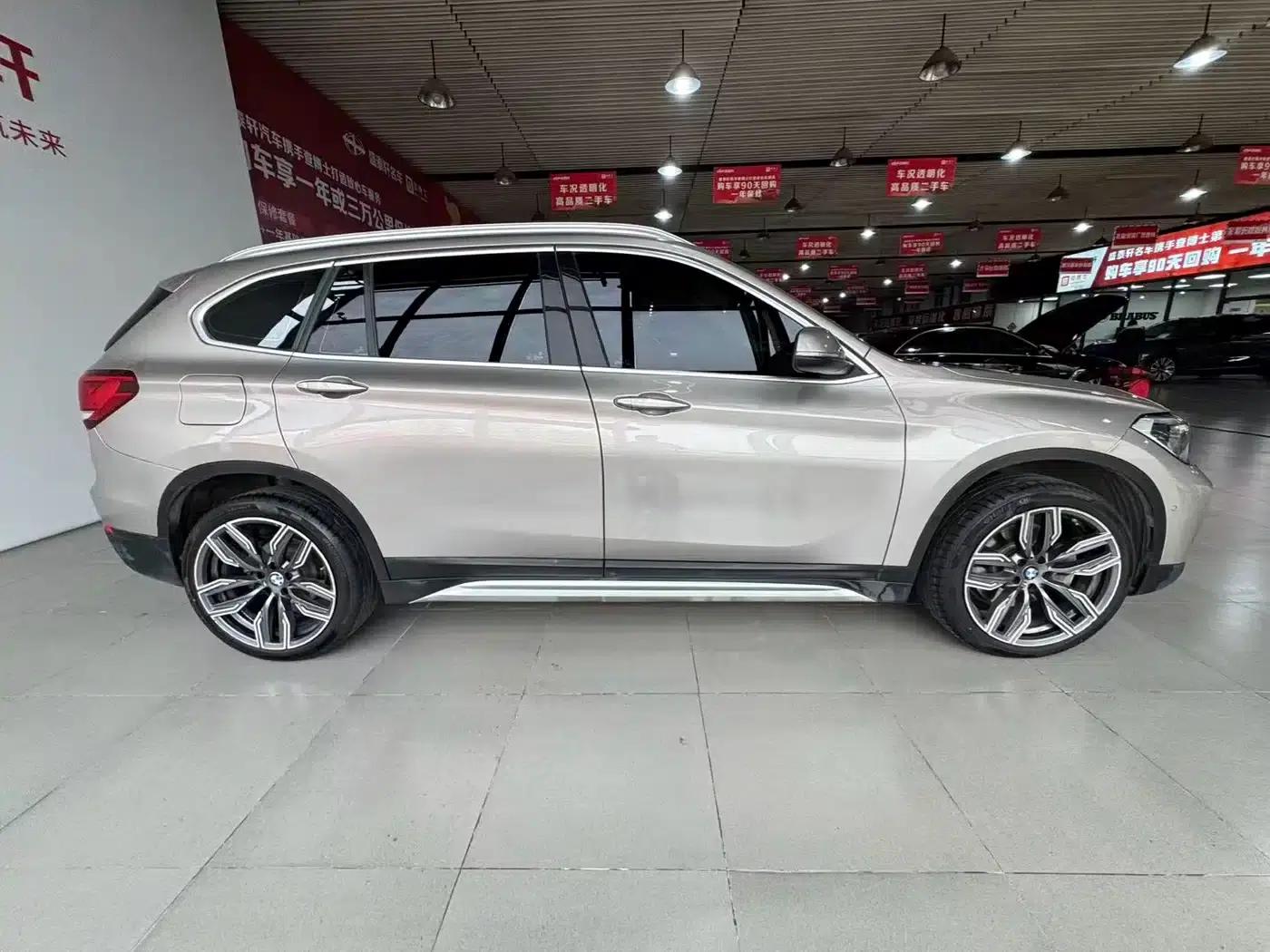 BMW X1 2020 xDrive25Li Premium — миниатюра 3