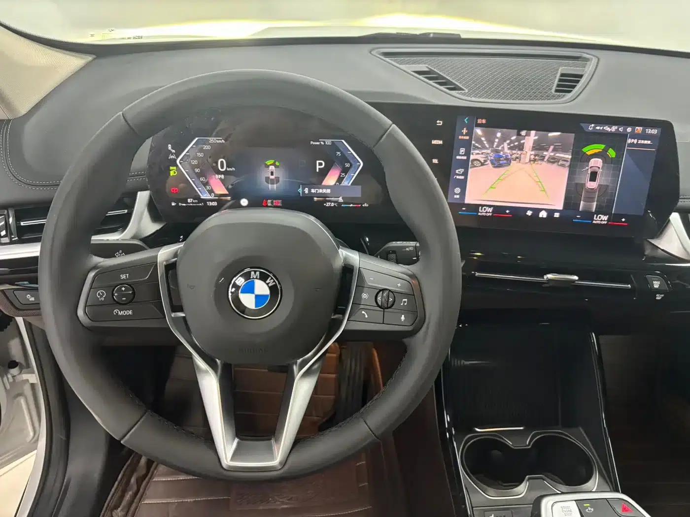 2023 BMW X1 sDrive20Li X Design Package — миниатюра 12