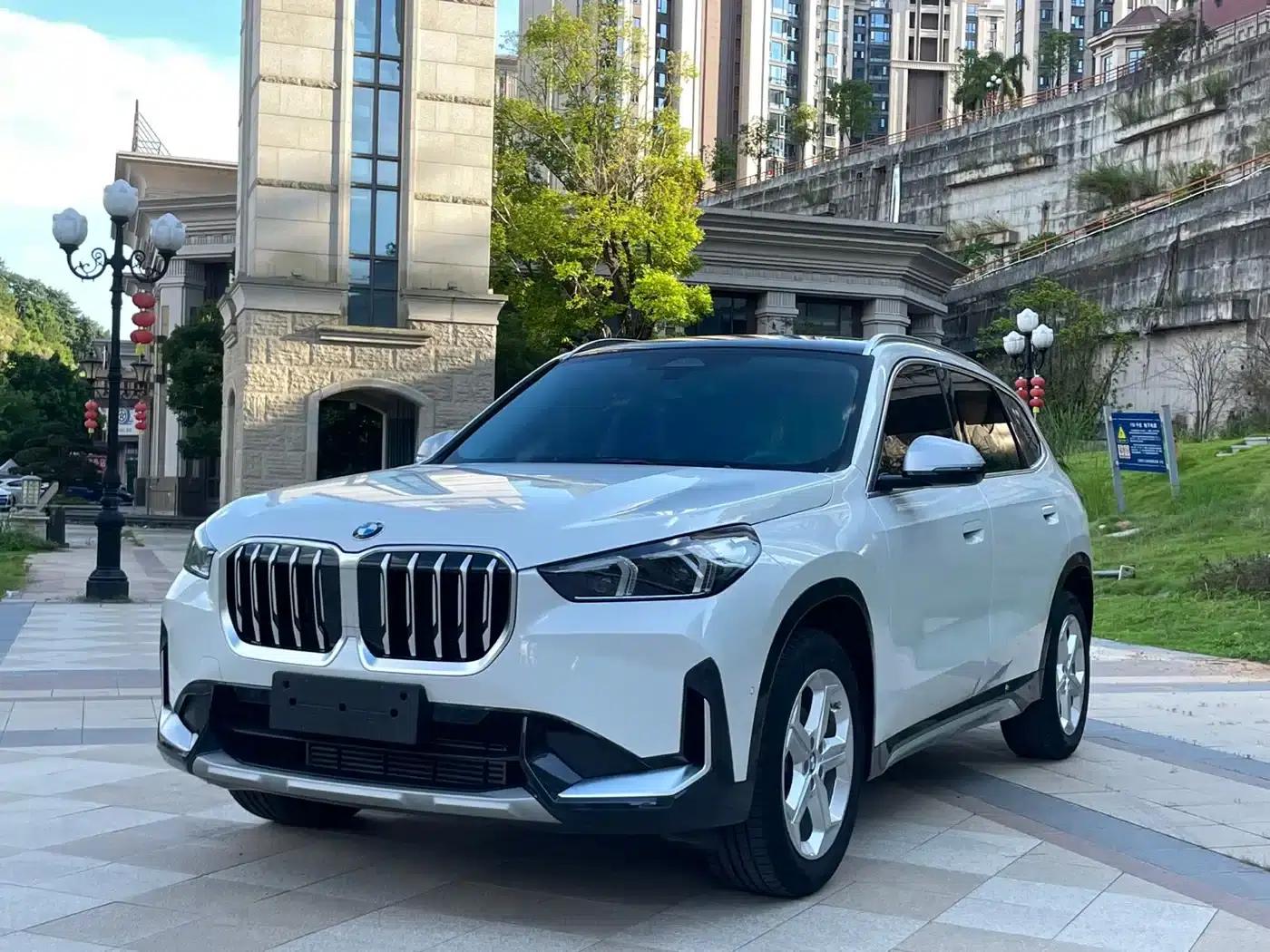 2023 BMW X1 sDrive20Li X Design Package — миниатюра 1