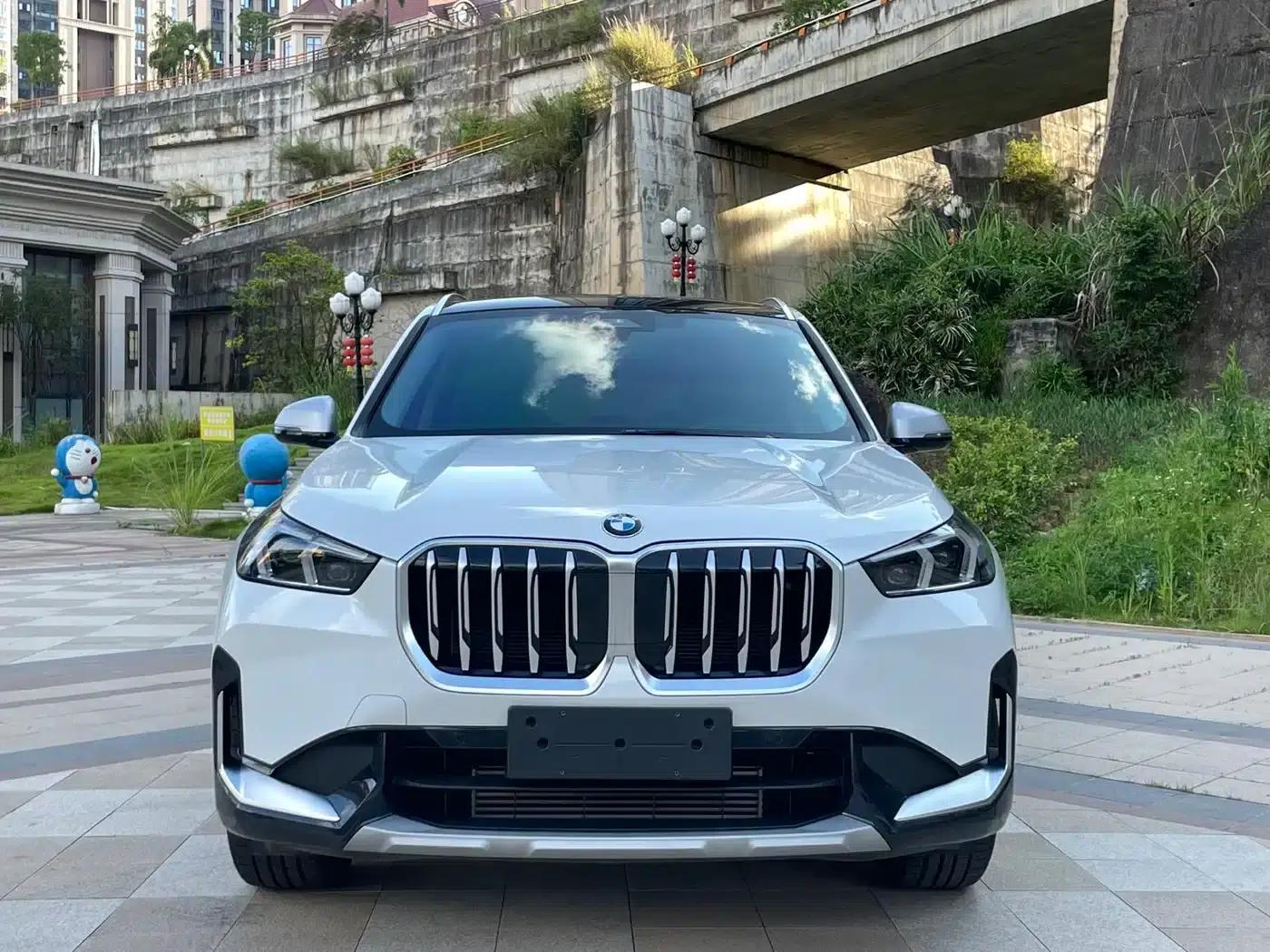2023 BMW X1 sDrive20Li X Design Package — миниатюра 2