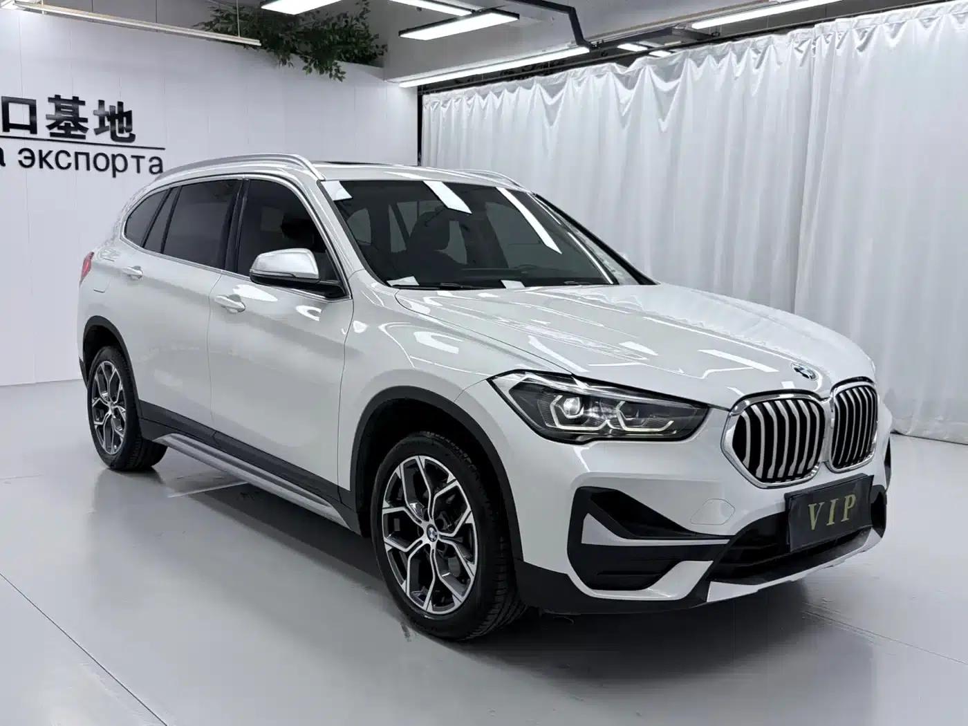 BMW X1 2022 sDrive20Li Fashion Edition — миниатюра 3