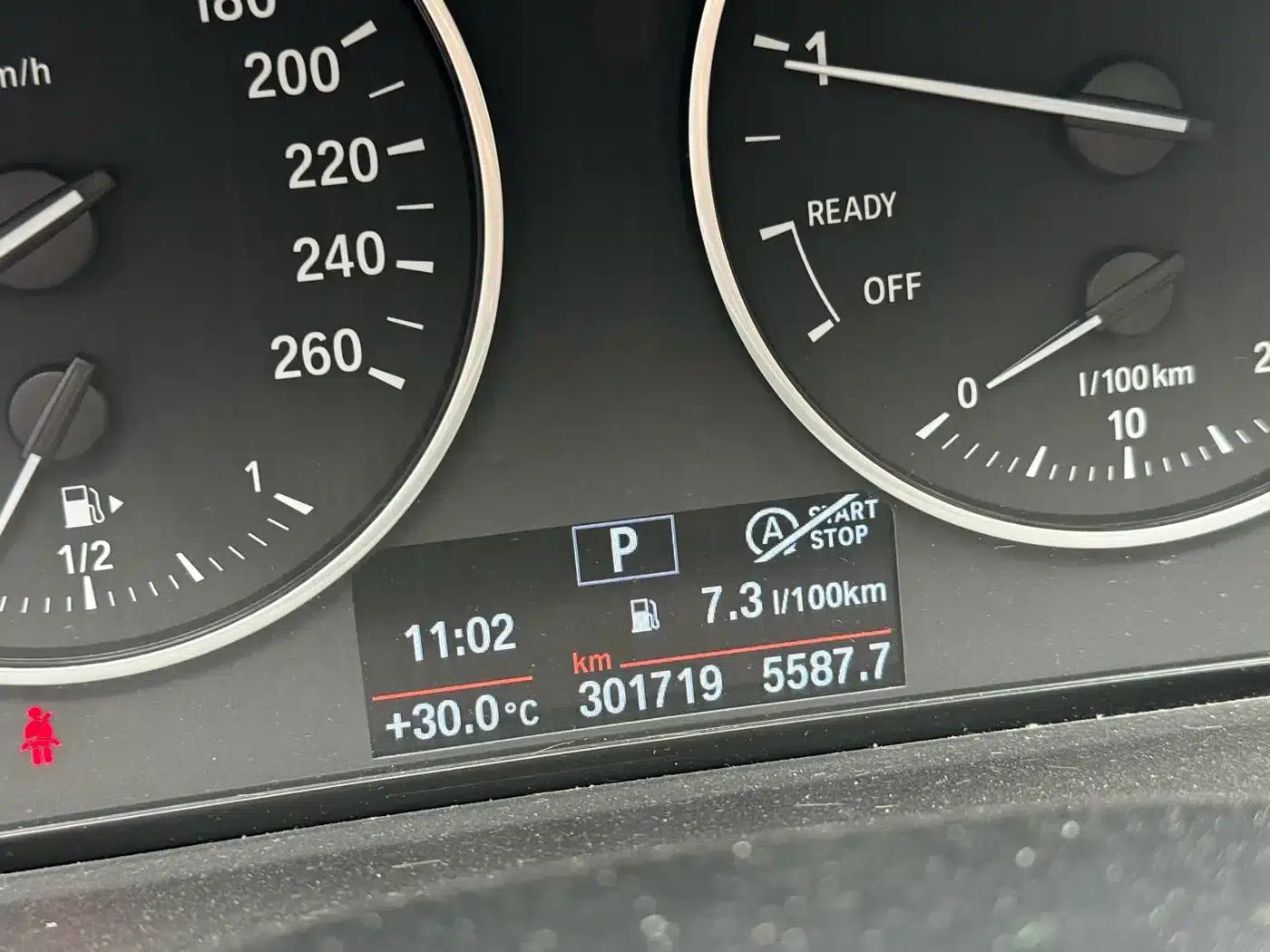 BMW X1 2018 sDrive18Li Premium — миниатюра 9