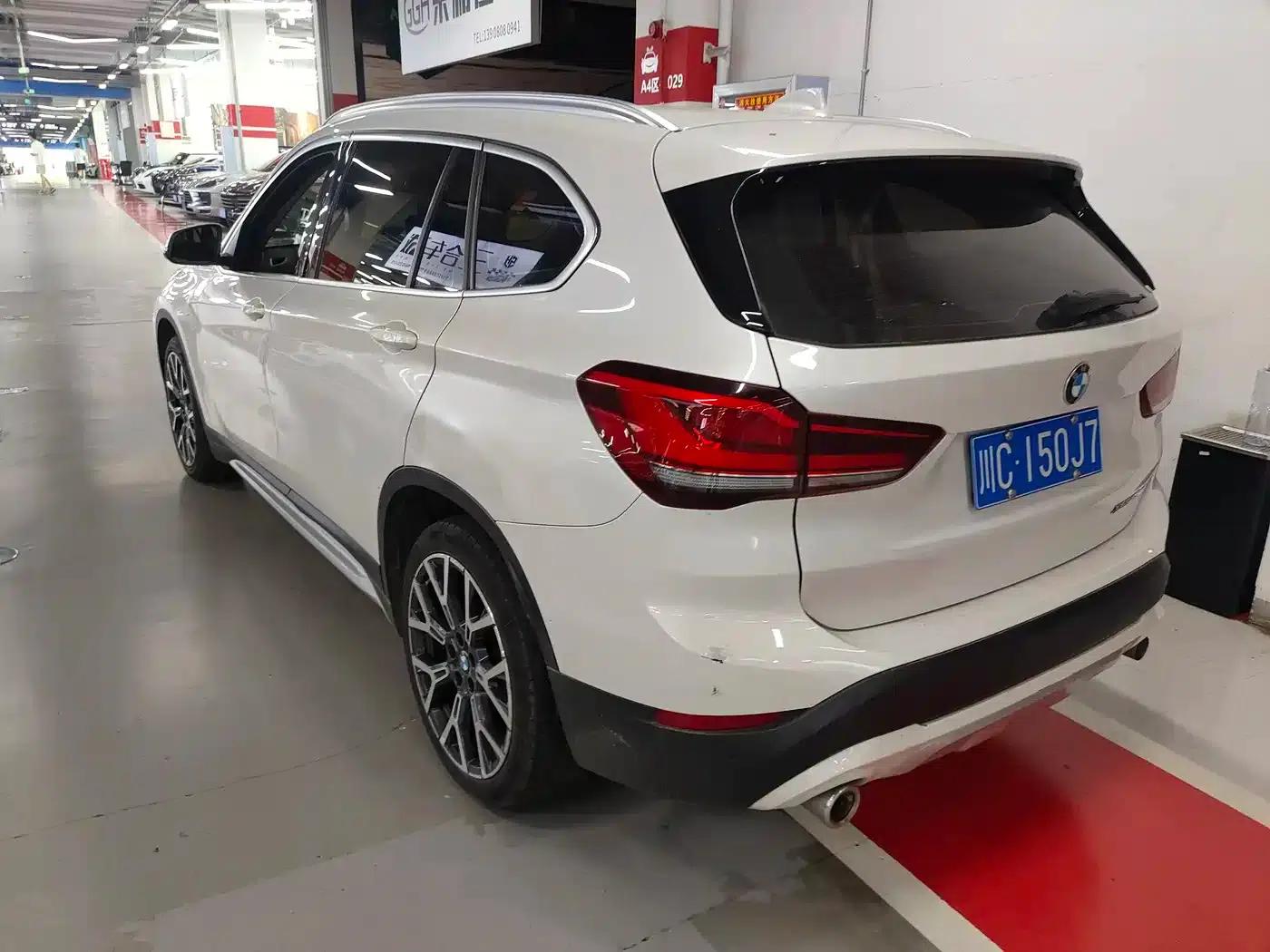 BMW X1 2020 xDrive25Li Premium — миниатюра 6