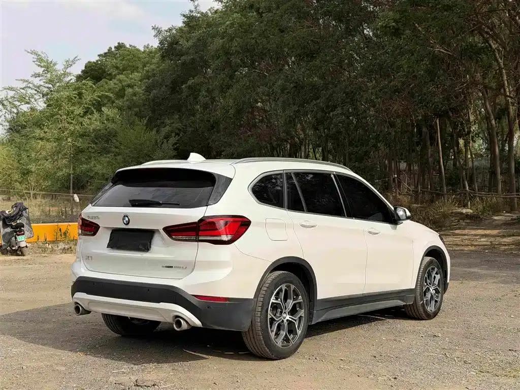 BMW X1 2022 sDrive25Li Leading Edition — миниатюра 4