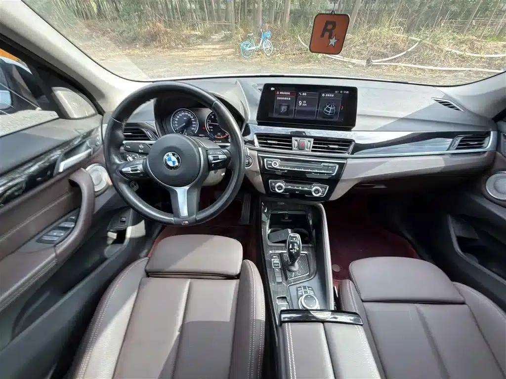 BMW X1 2022 sDrive25Li Leading Edition — миниатюра 9