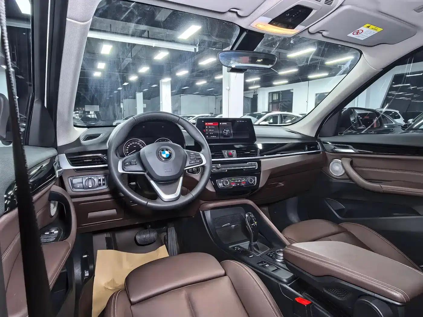 BMW X1 2022 sDrive20Li Fashion Edition — миниатюра 14