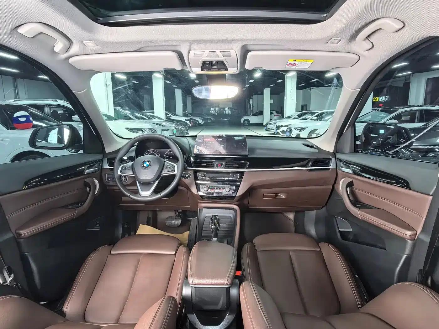 BMW X1 2022 sDrive20Li Fashion Edition — миниатюра 15