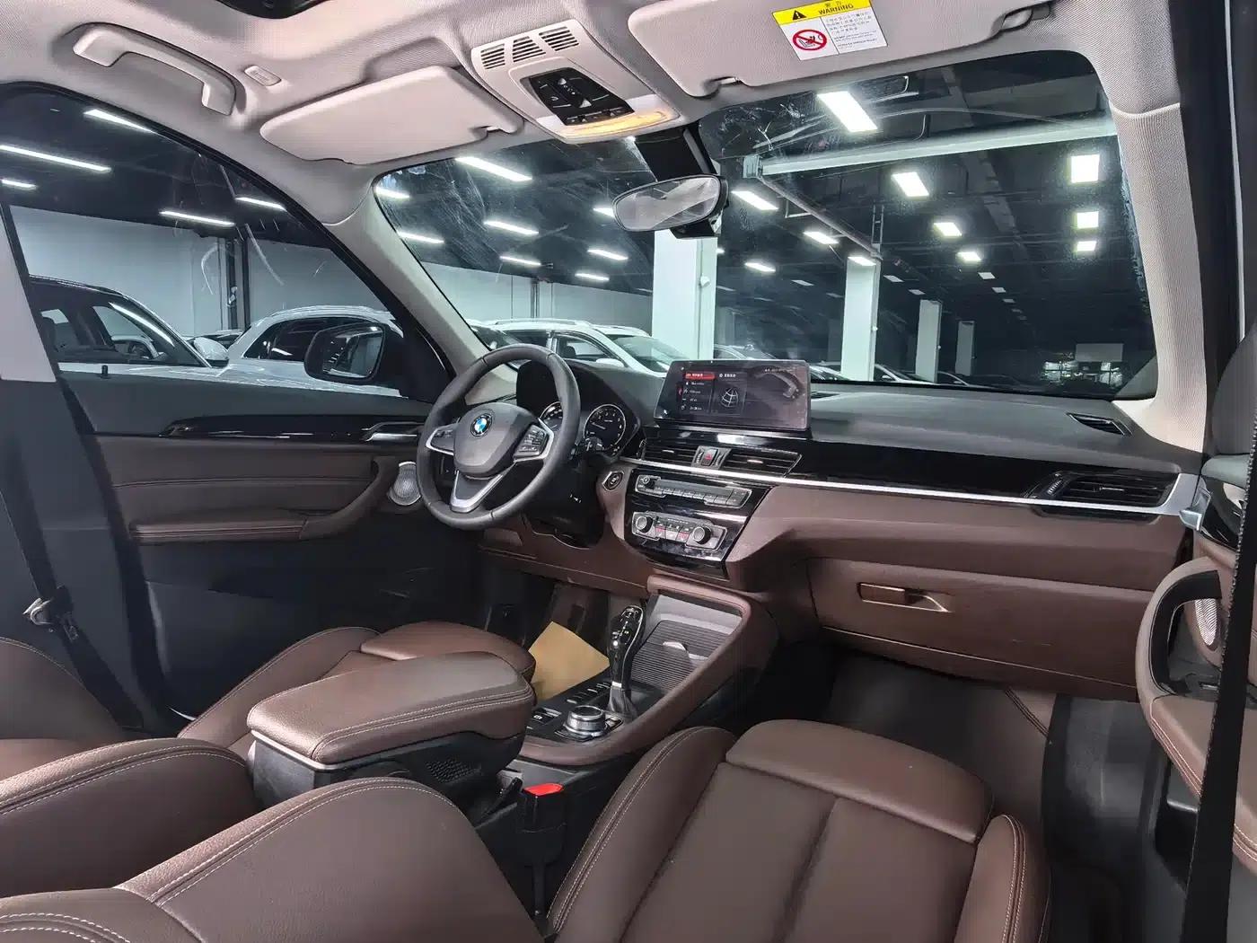 BMW X1 2022 sDrive20Li Fashion Edition — миниатюра 16