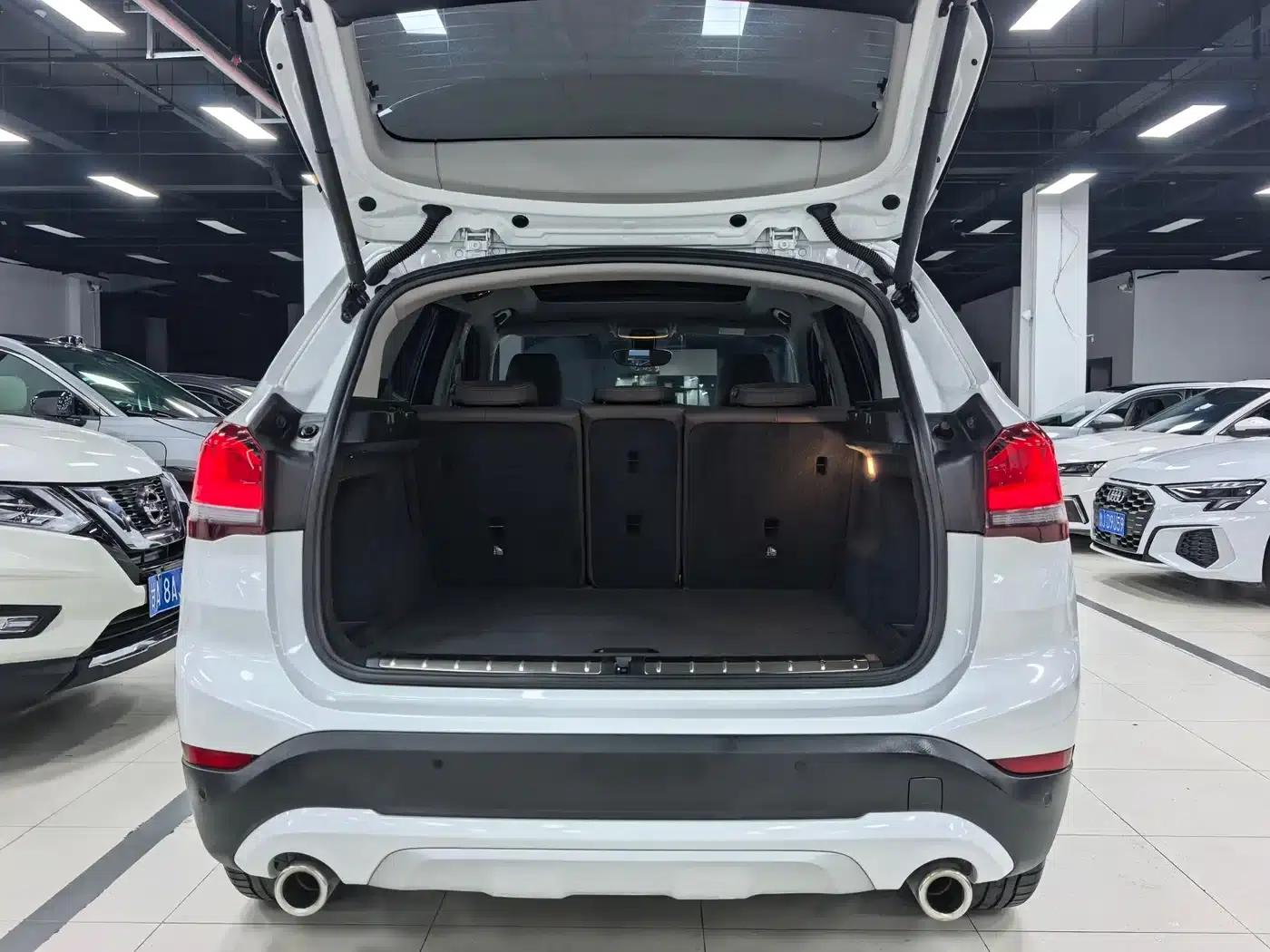 BMW X1 2022 sDrive20Li Fashion Edition — миниатюра 21