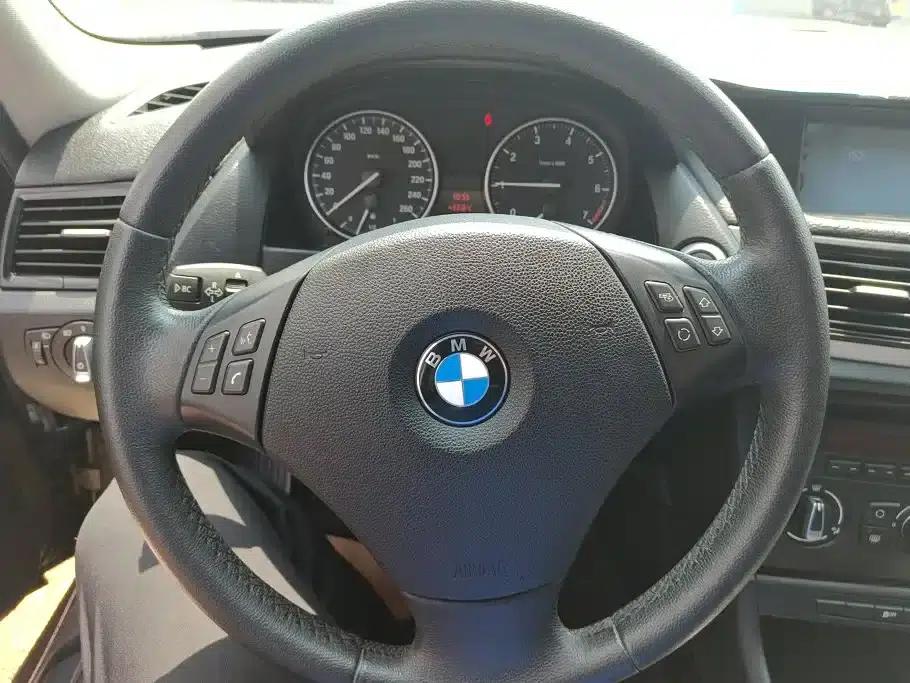 BMW X1 2013 sDrive18i Fashion Edition — миниатюра 15