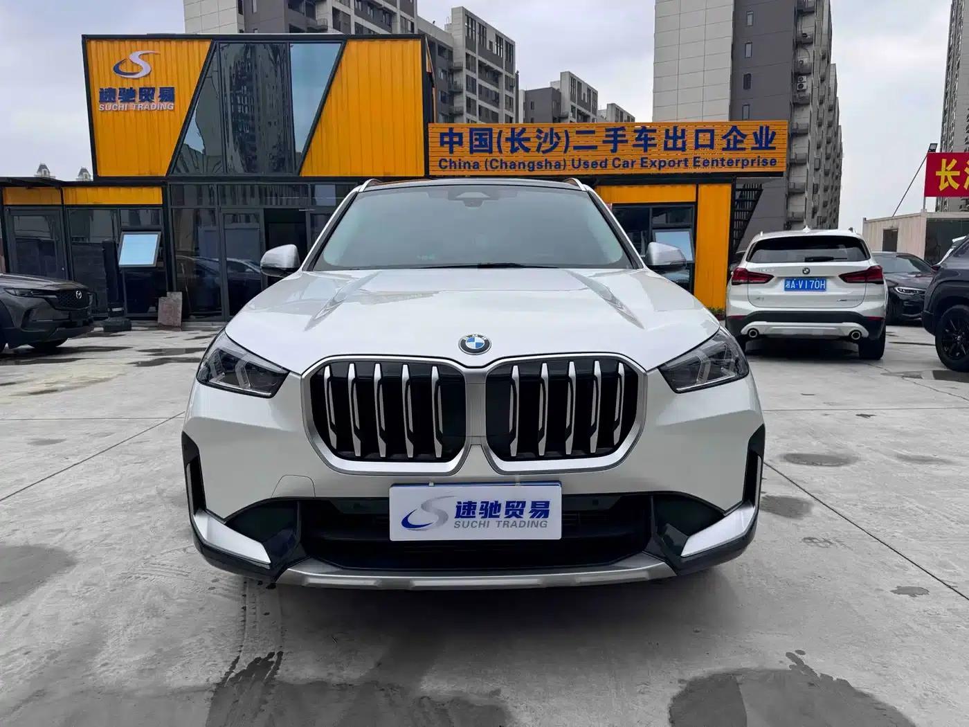 2023 BMW X1 sDrive20Li X Design Package — миниатюра 2
