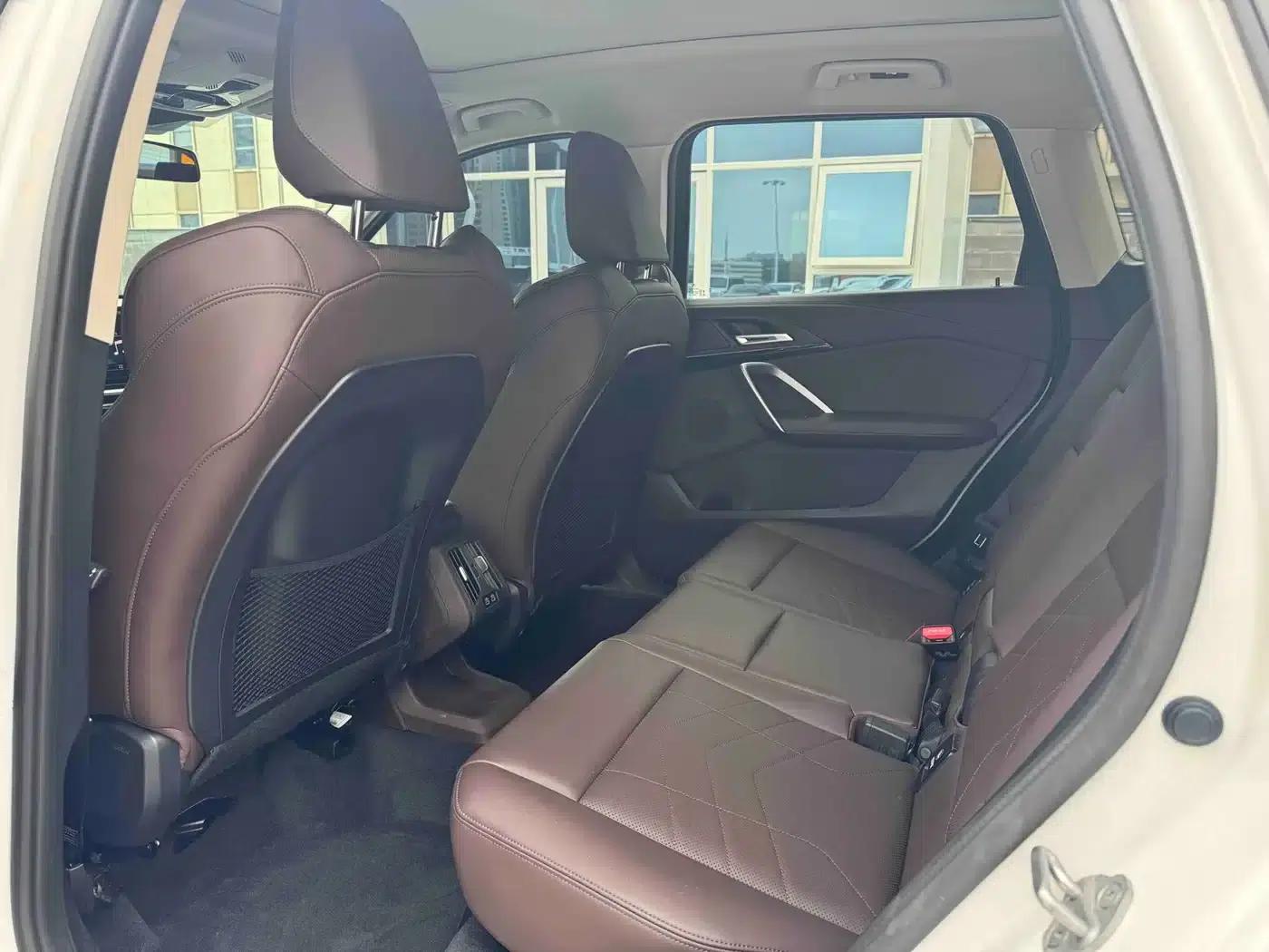 2023 BMW X1 sDrive20Li X Design Package — миниатюра 11