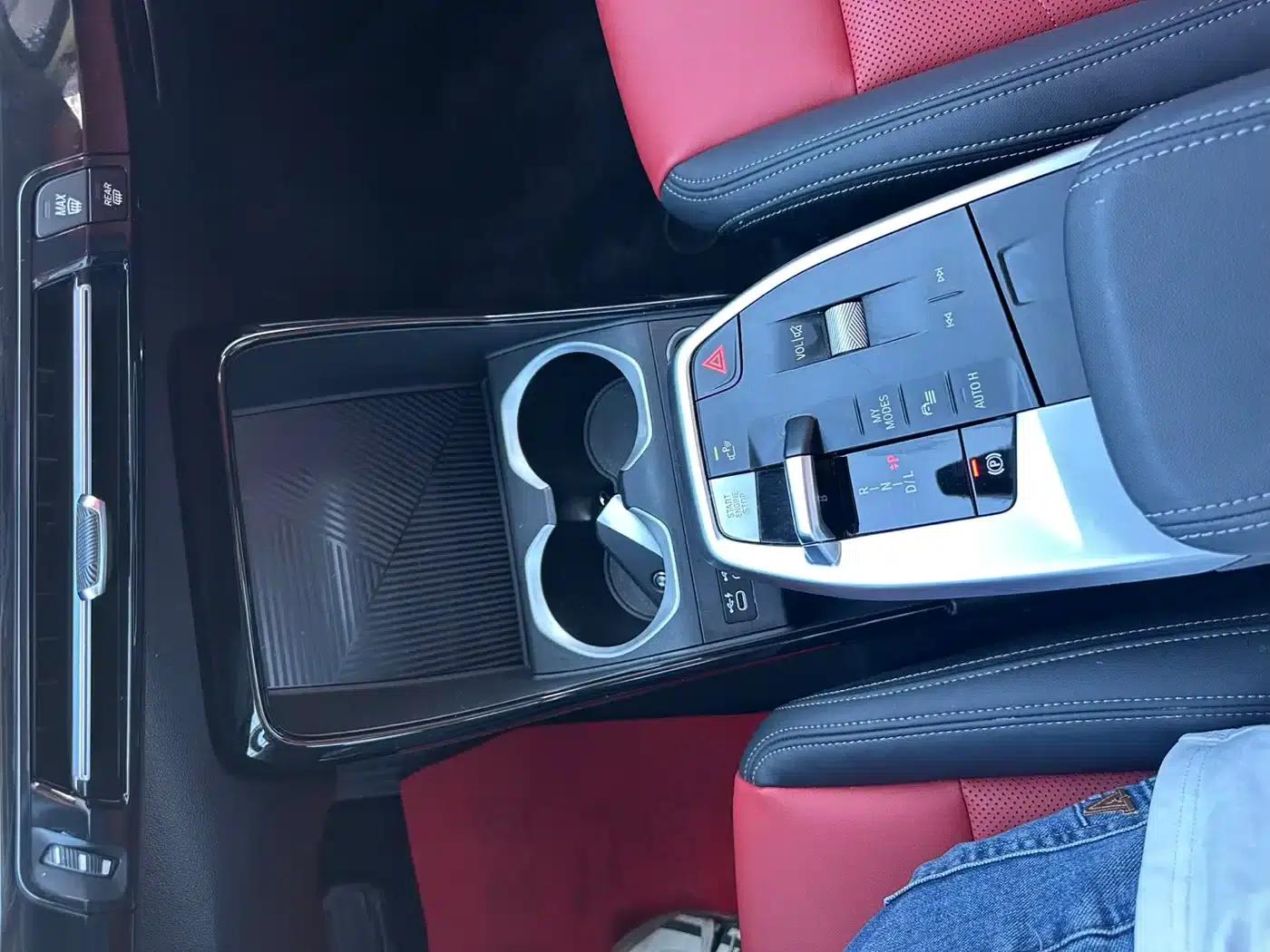 2023 BMW X1 sDrive20Li X Design Package — миниатюра 17