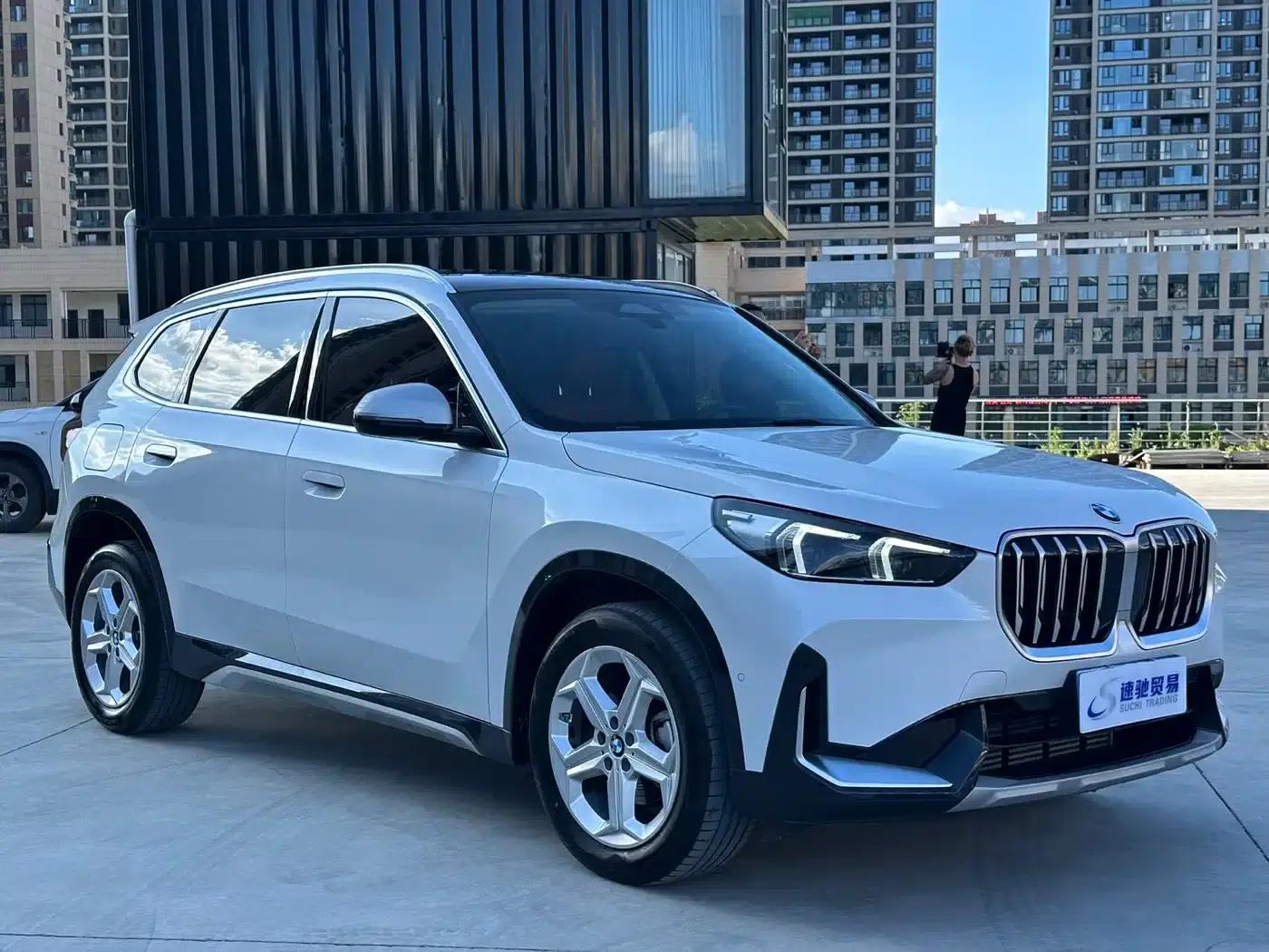 2023 BMW X1 sDrive20Li X Design Package — миниатюра 3