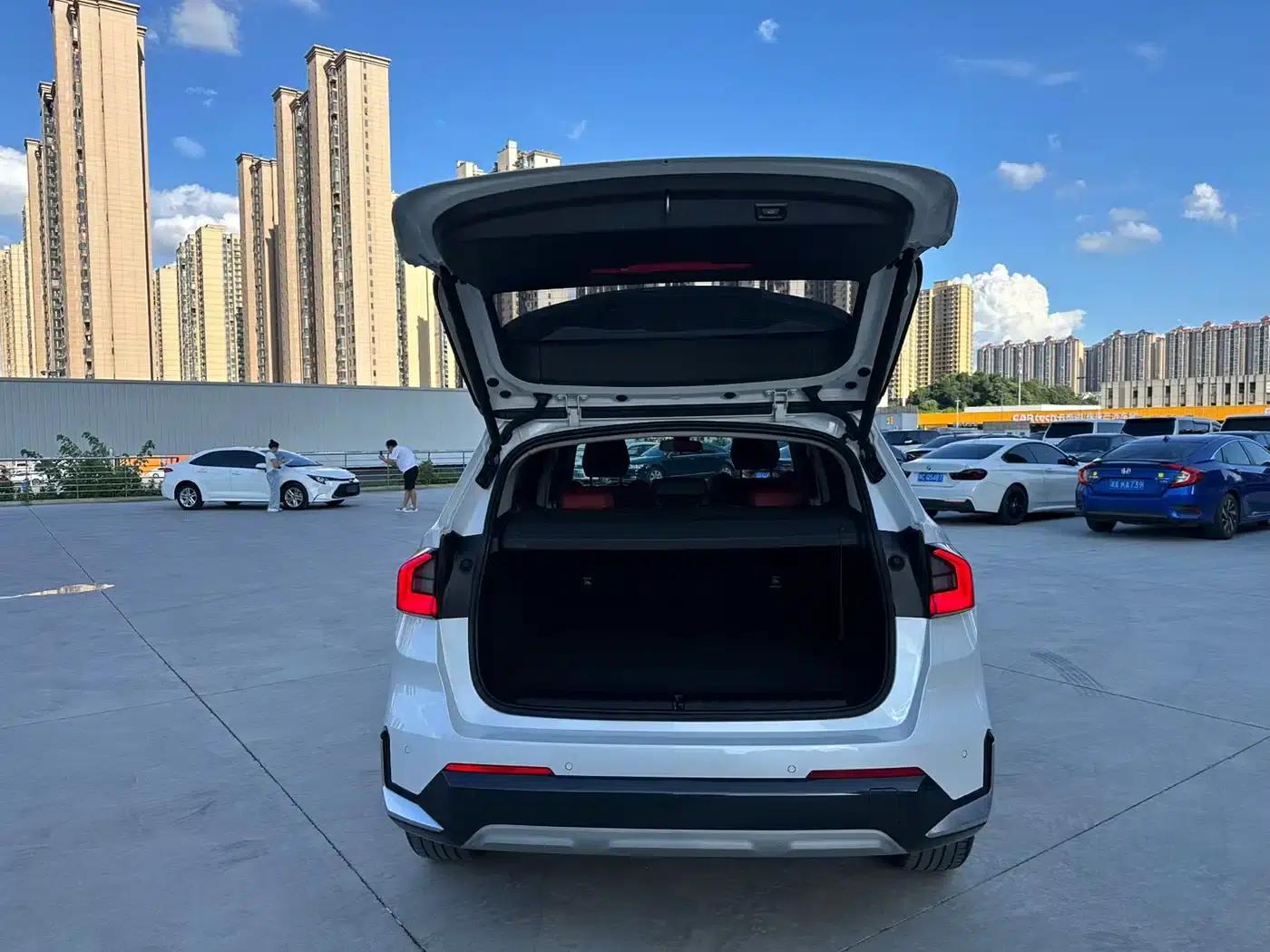 2023 BMW X1 sDrive20Li X Design Package — миниатюра 21