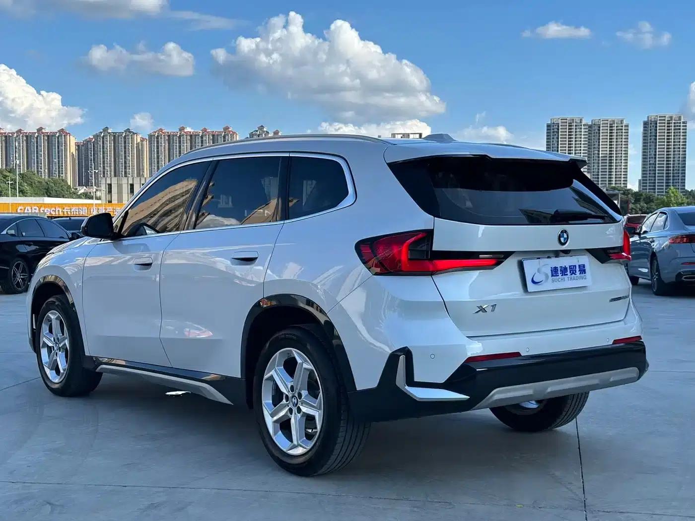 2023 BMW X1 sDrive20Li X Design Package — миниатюра 4