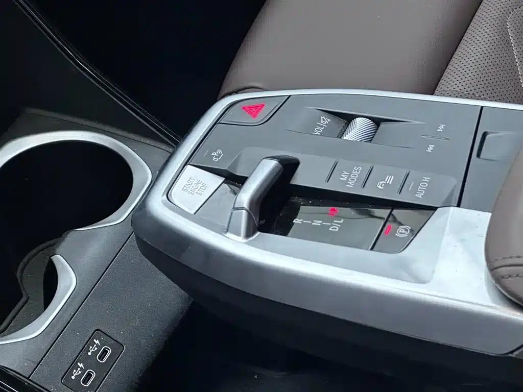 BMW X1 2024 sDrive20Li X Design Package — миниатюра 11