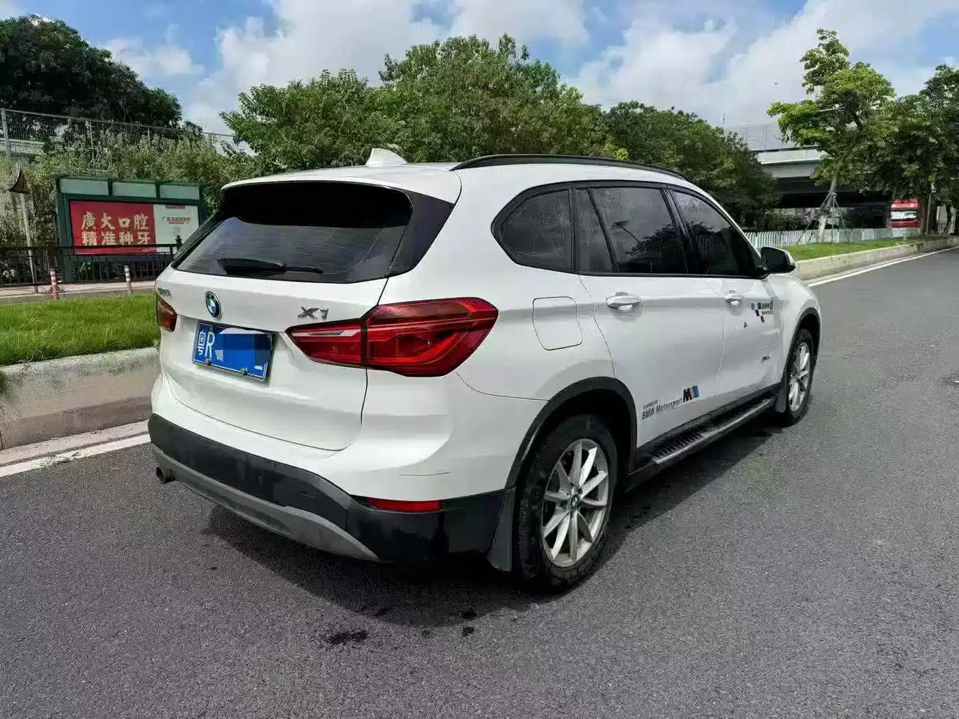 BMW X1 2018 sDrive18Li Fashion Edition — миниатюра 4