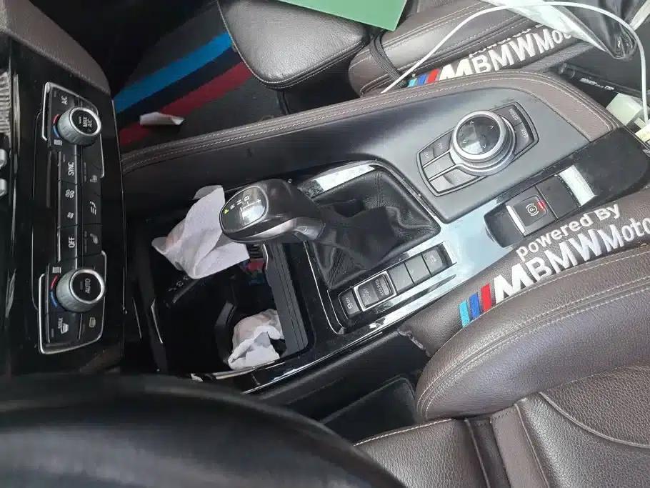 BMW X1 2018 xDrive20Li Premium — миниатюра 16