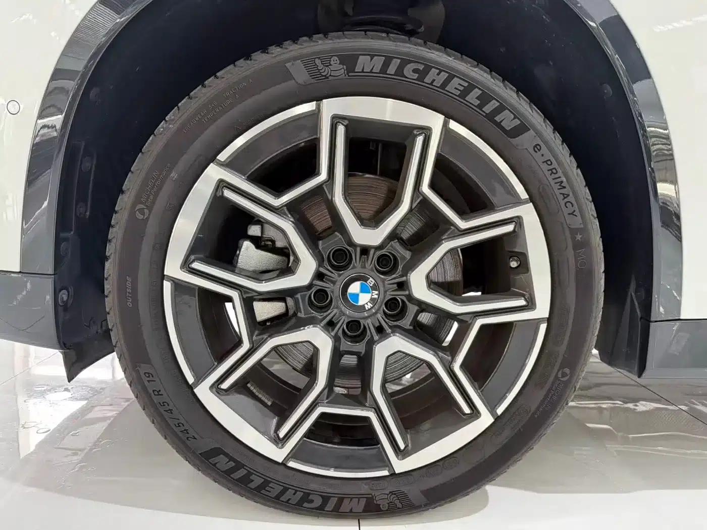 BMW X1 2025 sDrive25Li X Design Package — миниатюра 12