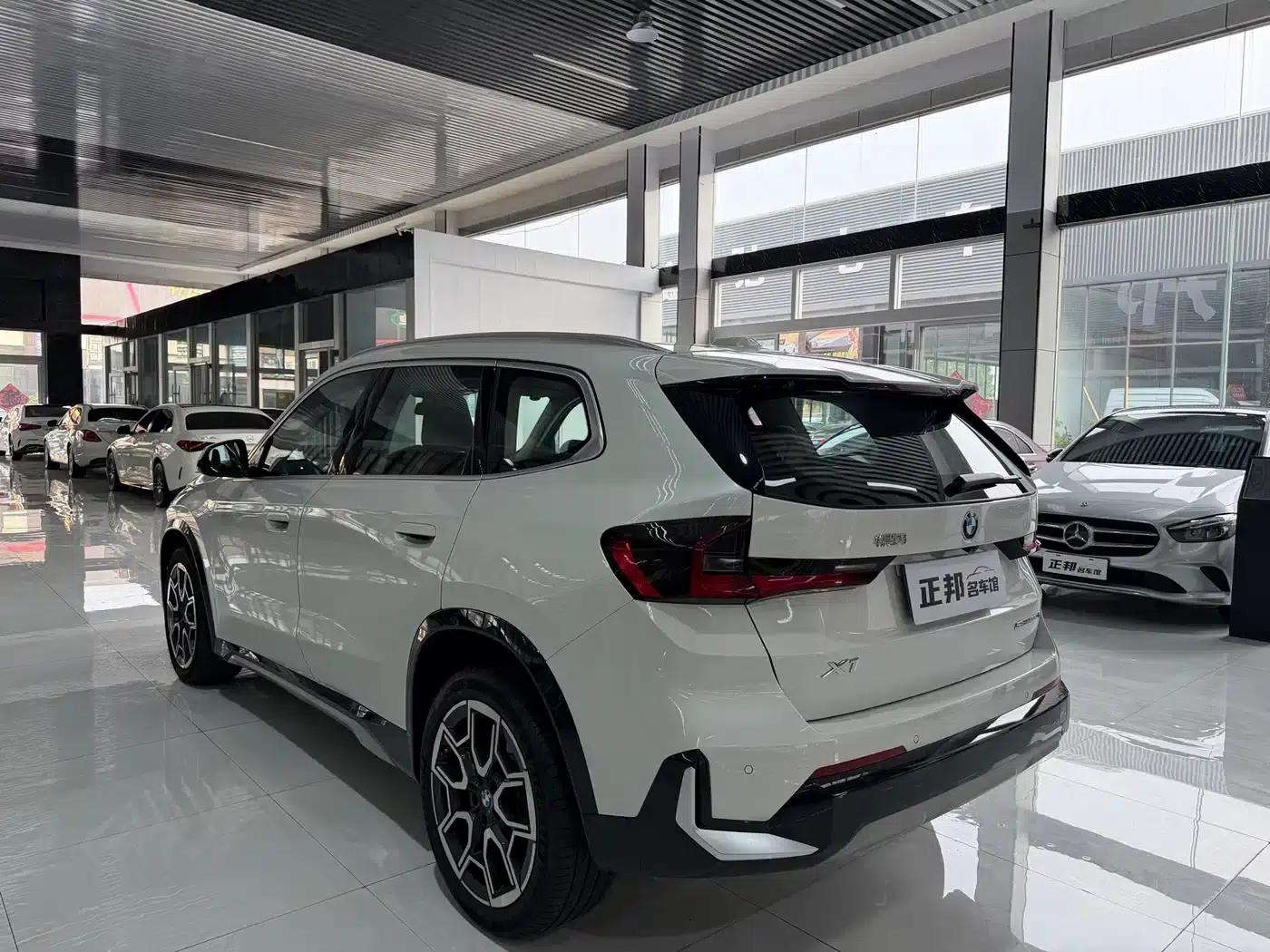 BMW X1 2025 sDrive25Li X Design Package — миниатюра 5