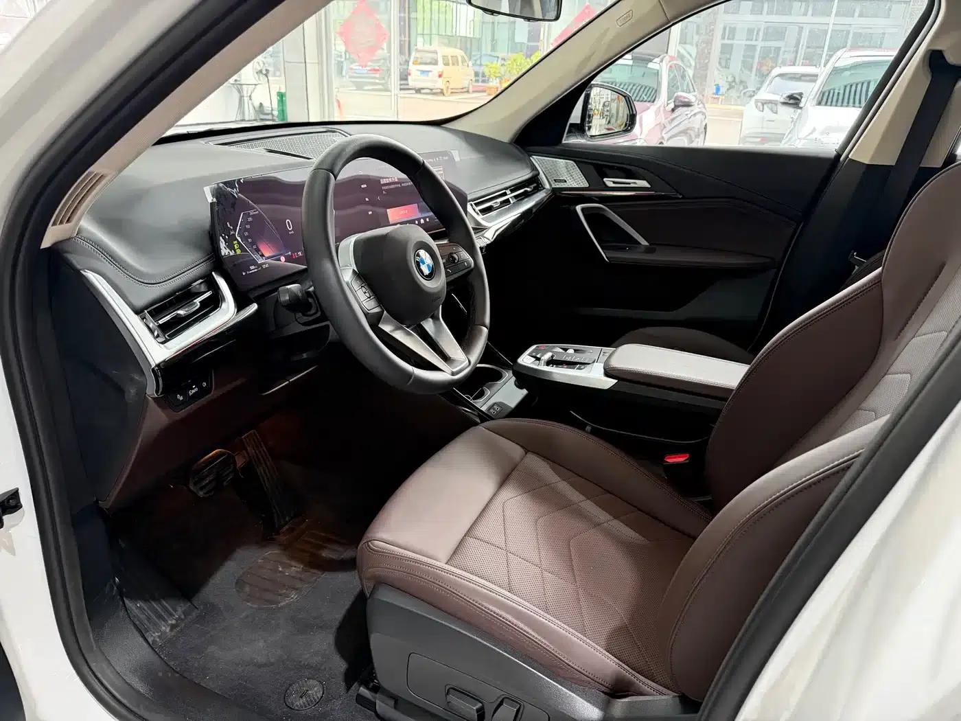 BMW X1 2025 sDrive25Li X Design Package — миниатюра 6