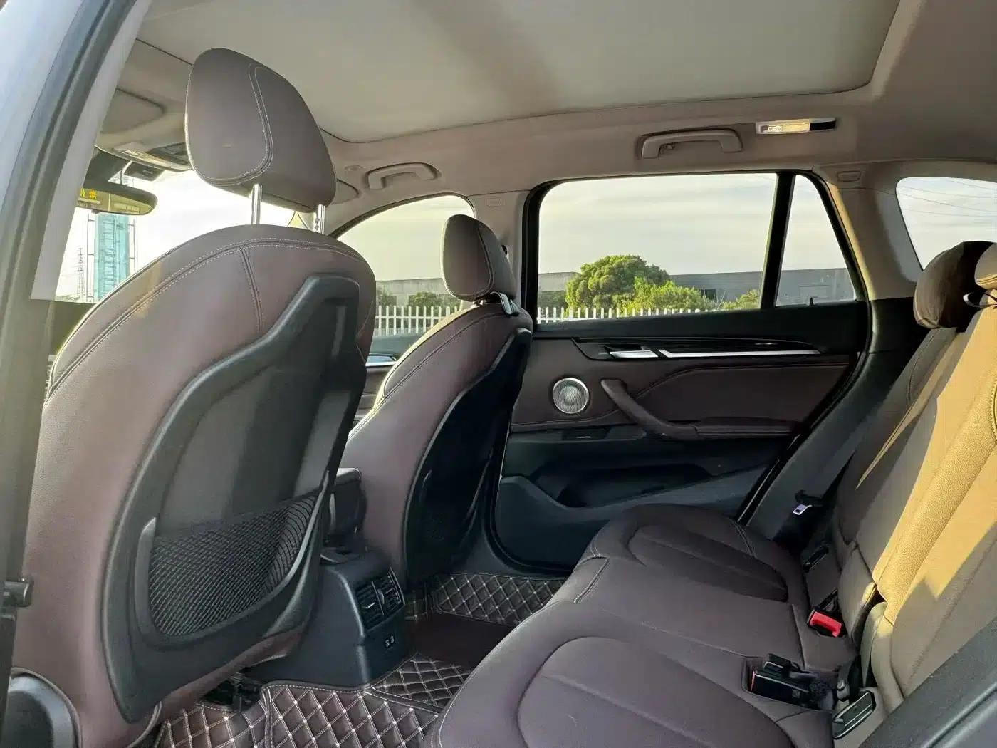 BMW X1 2021 xDrive25Li Premium — миниатюра 3