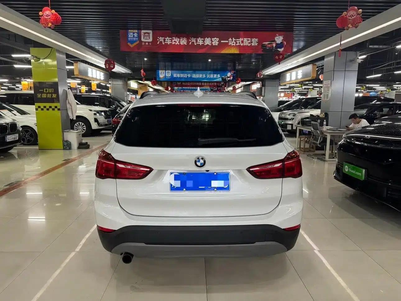 BMW X1 2016 sDrive18Li Fashion Edition — миниатюра 8