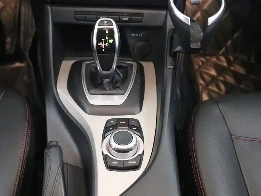 BMW X1 2014 sDrive18i Fashion Edition — миниатюра 10
