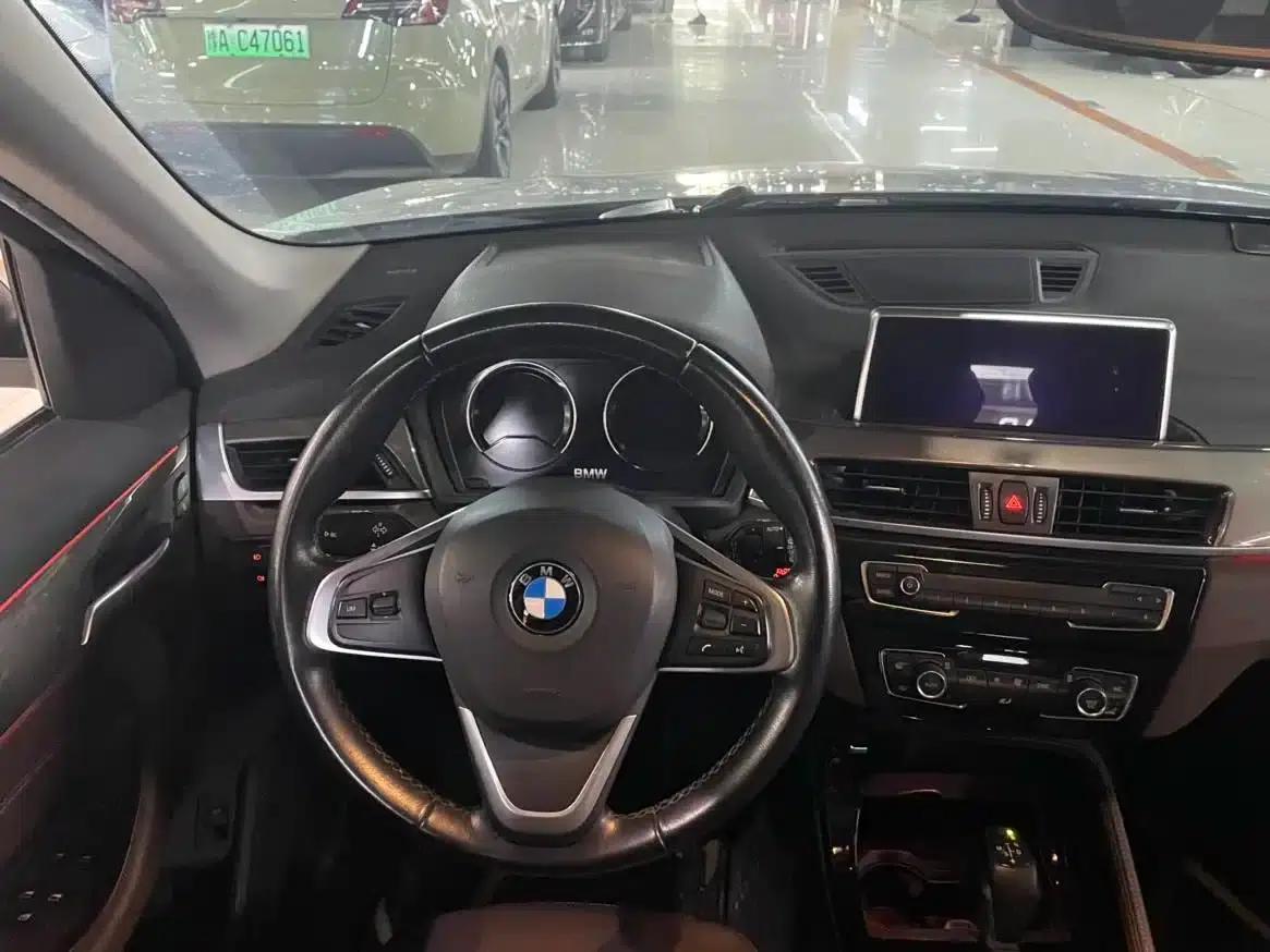 BMW X1 2019 xDrive20Li Premium — миниатюра 9