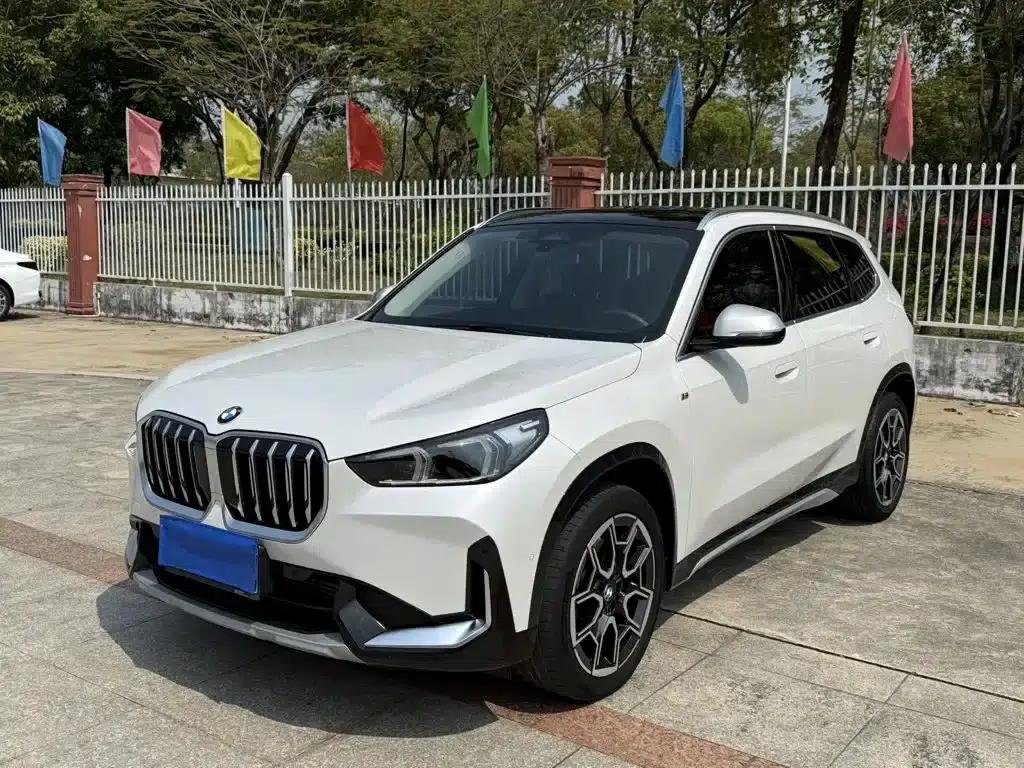 2023 BMW X1 sDrive25Li X Design Package — миниатюра 1