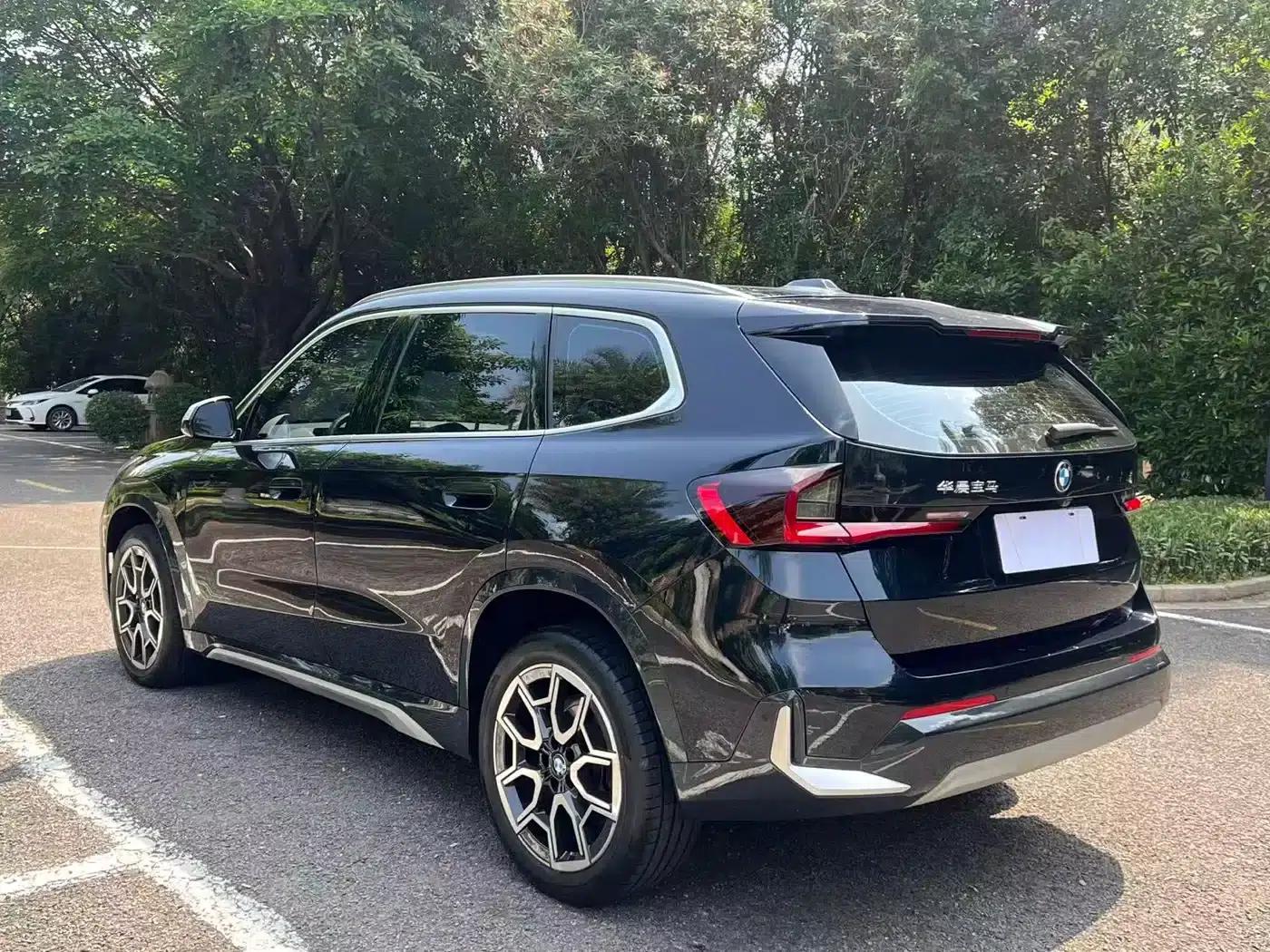 2023 BMW X1 sDrive25Li X Design Package — миниатюра 7