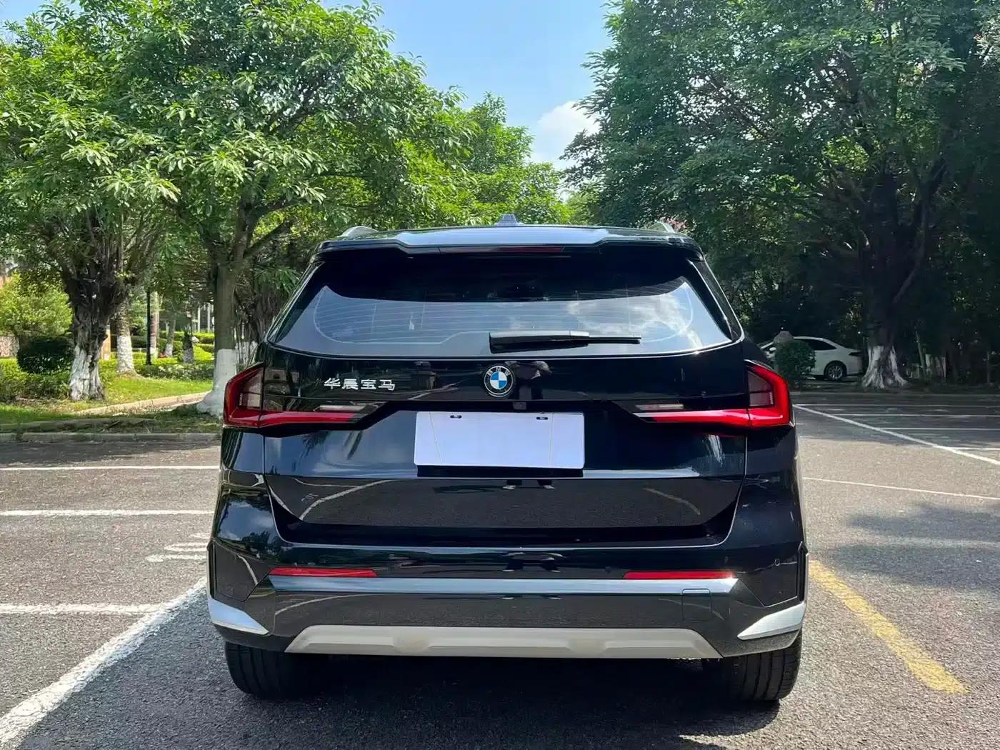 2023 BMW X1 sDrive25Li X Design Package — миниатюра 8