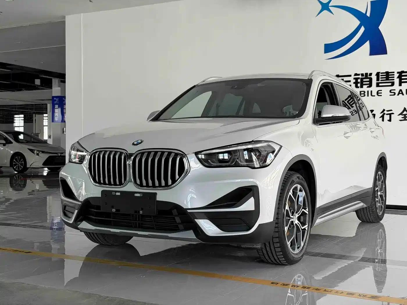 BMW X1 2022 sDrive20Li Fashion Edition — миниатюра 1