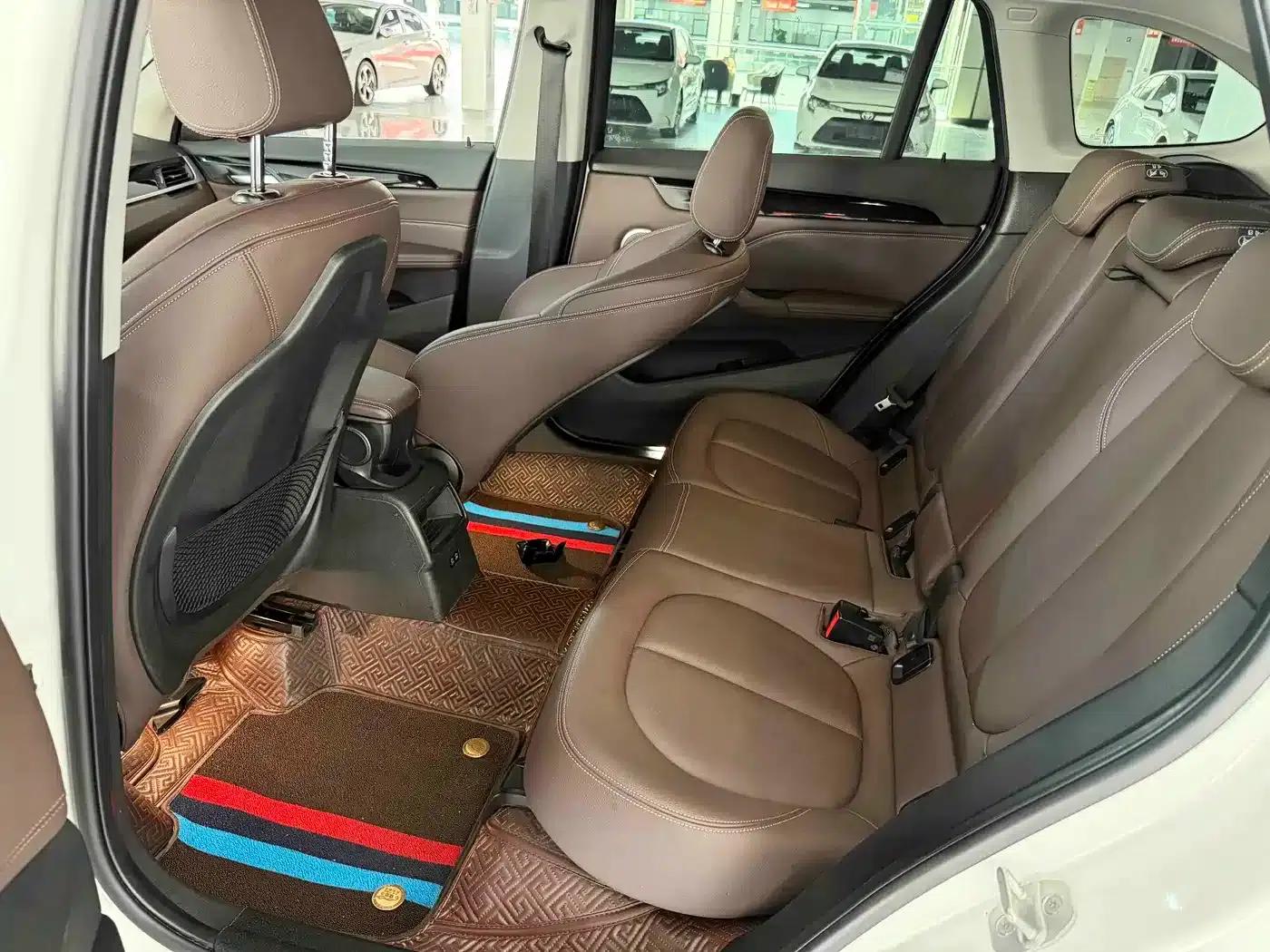 BMW X1 2022 sDrive20Li Fashion Edition — миниатюра 15