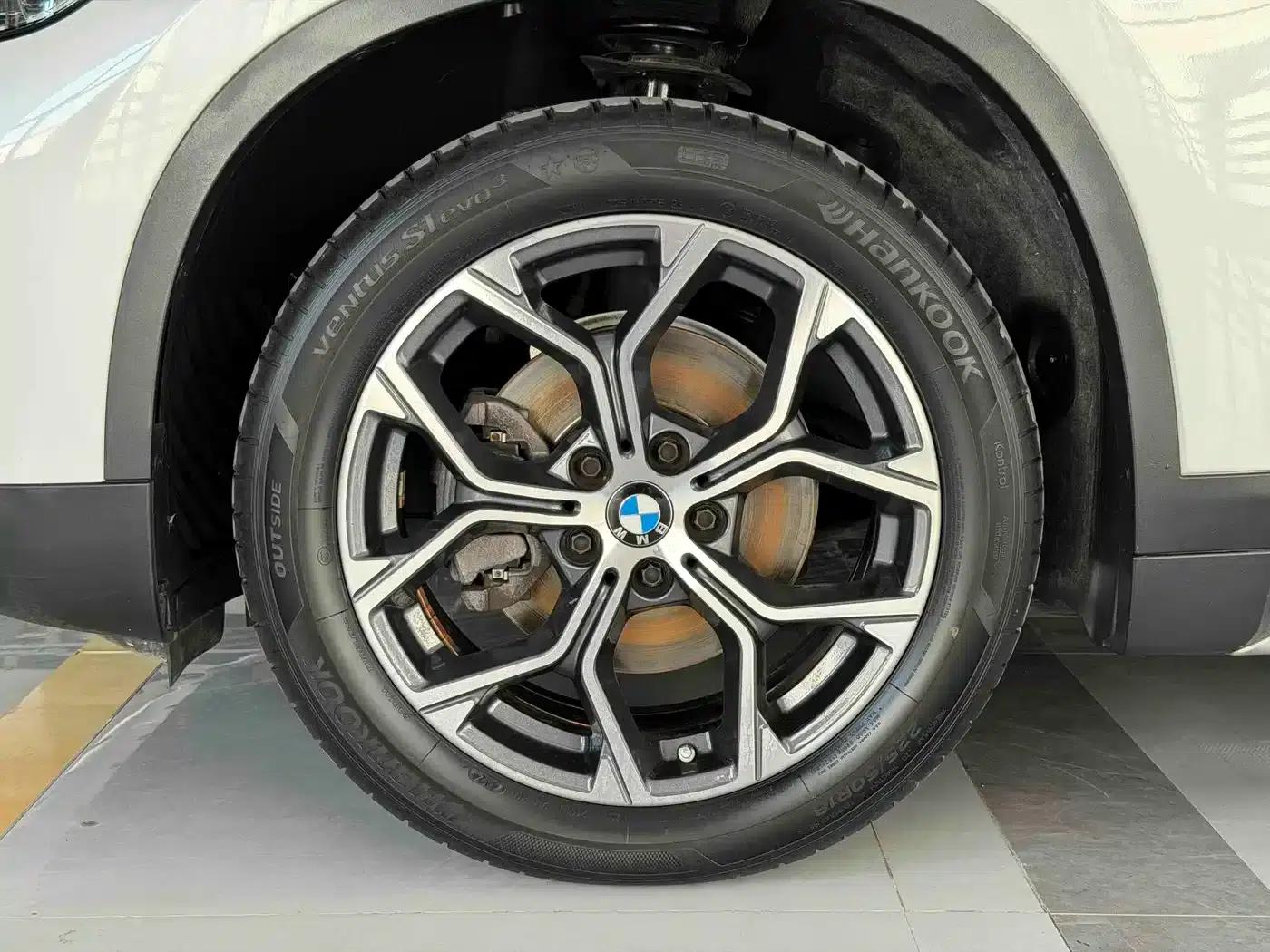 BMW X1 2022 sDrive20Li Fashion Edition — миниатюра 10