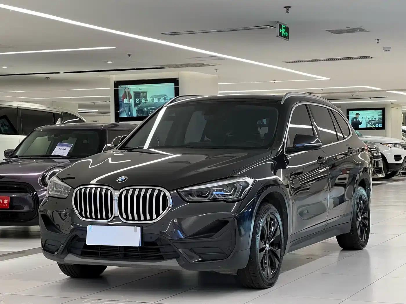 BMW X1 2021 sDrive20Li Fashion Edition — миниатюра 1