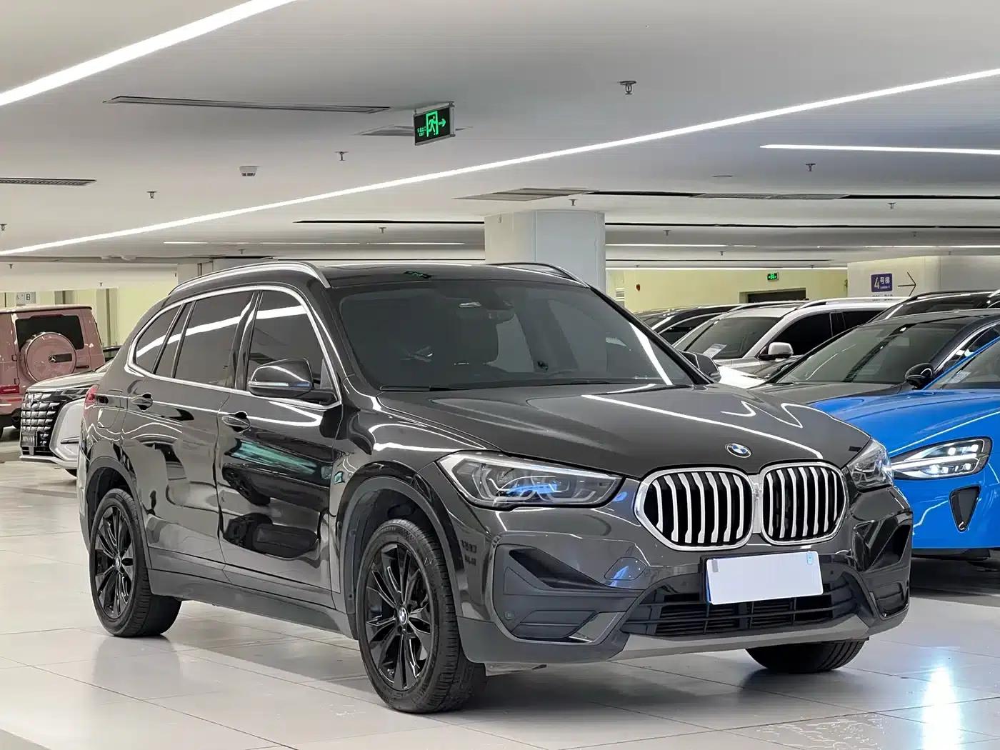 BMW X1 2021 sDrive20Li Fashion Edition — миниатюра 3