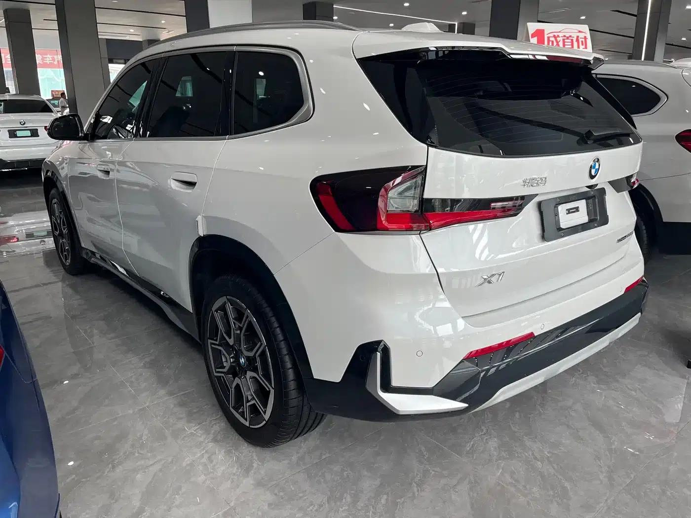 2024 BMW X1 sDrive25Li X Design Package — миниатюра 13